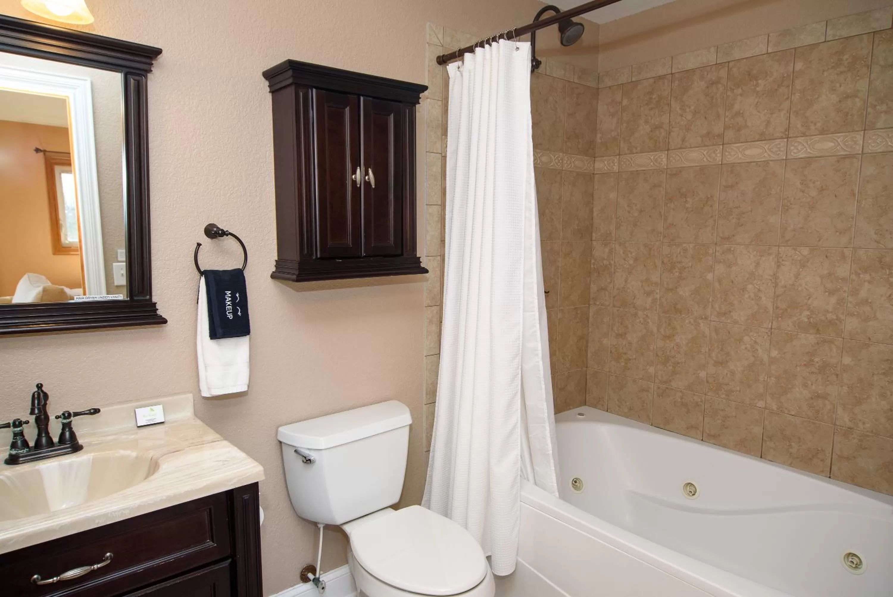 Shower in The Inn on Pamlico Sound