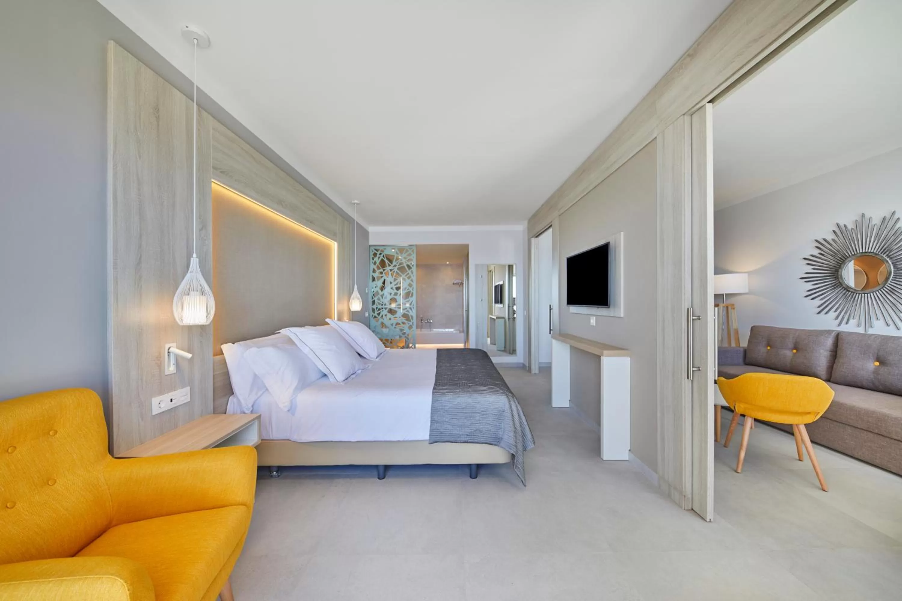 Bed in Bahia Principe Fantasia Tenerife - All Inclusive