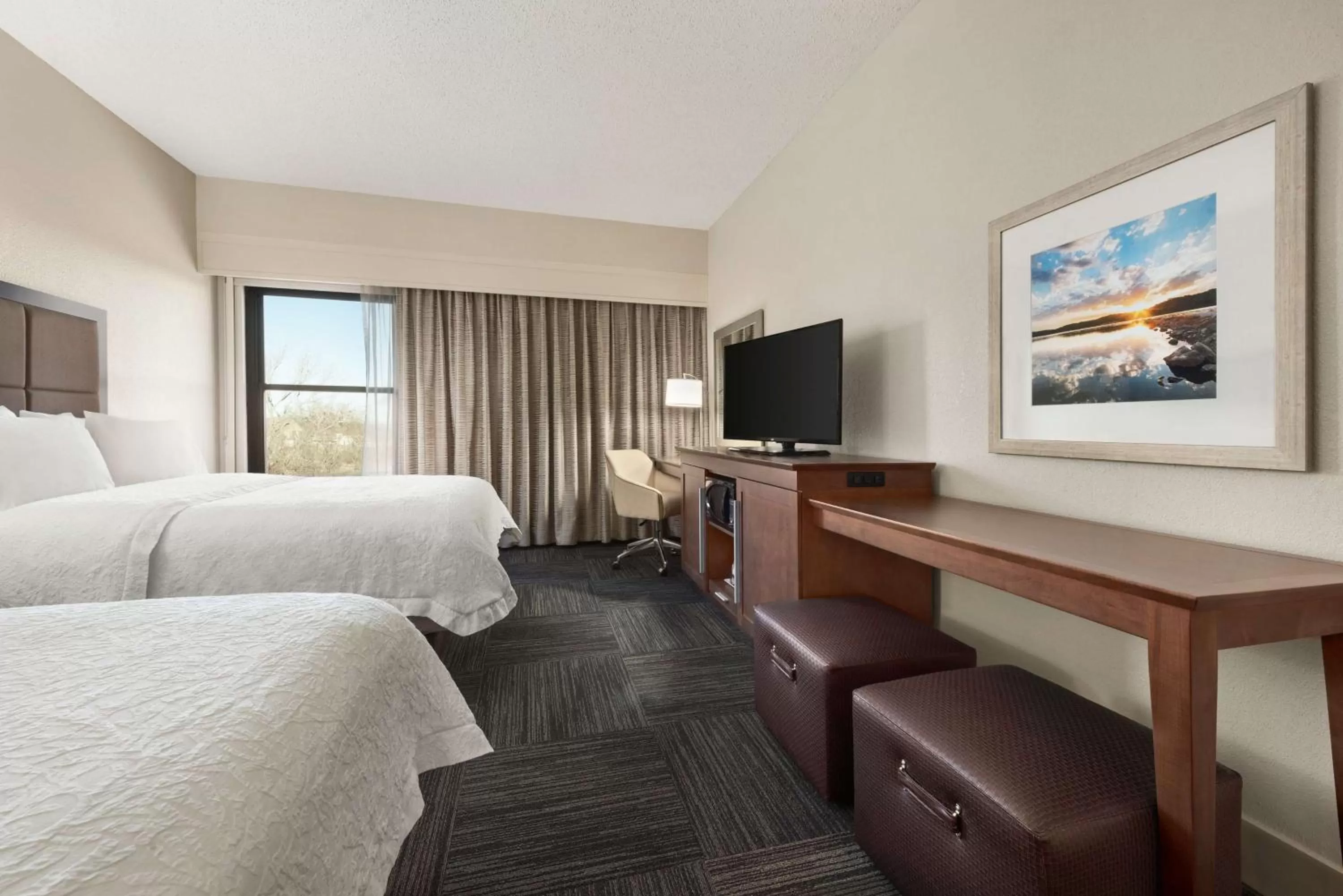 Bed in Hampton Inn Lawrence