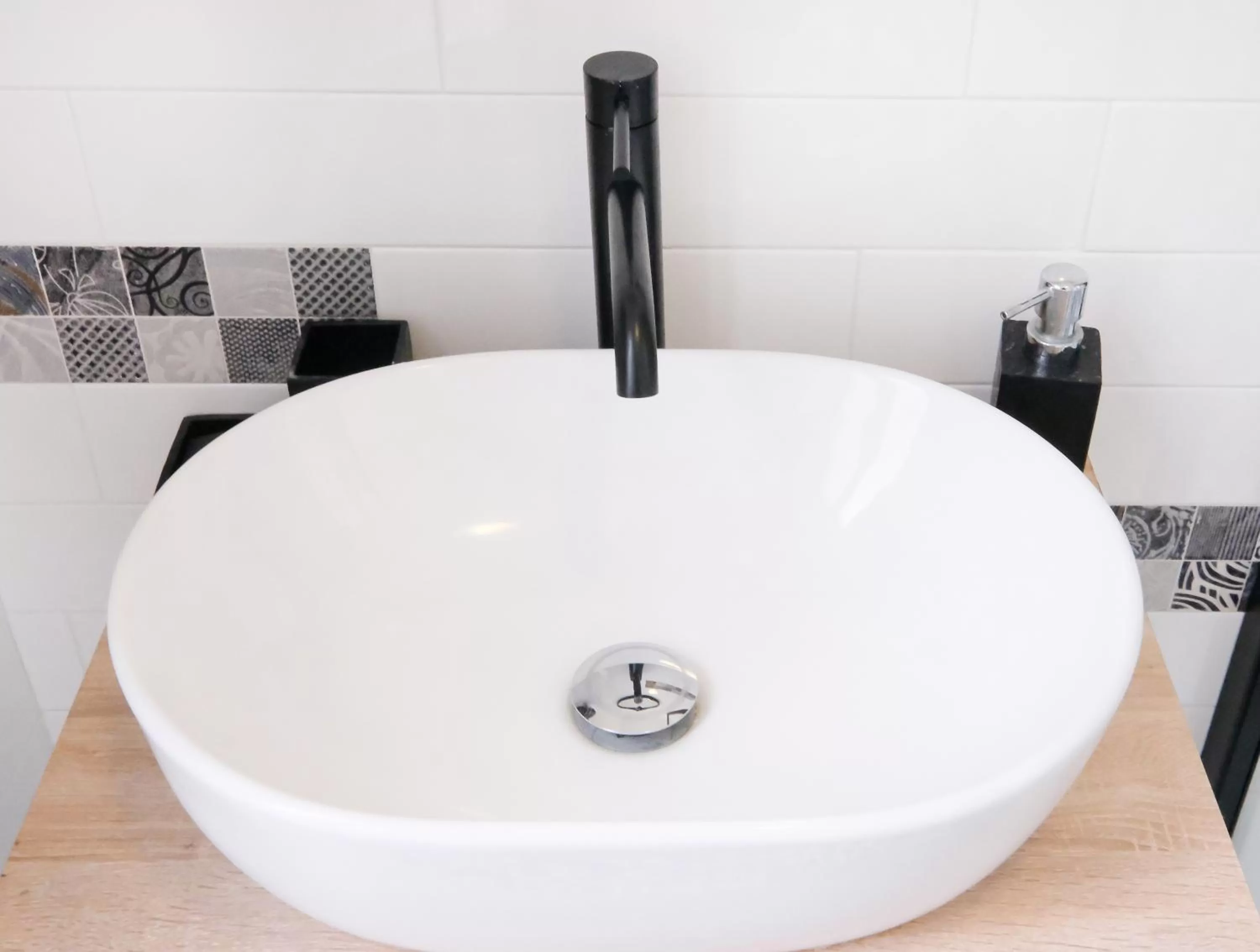 Bathroom in LH51 Rooms