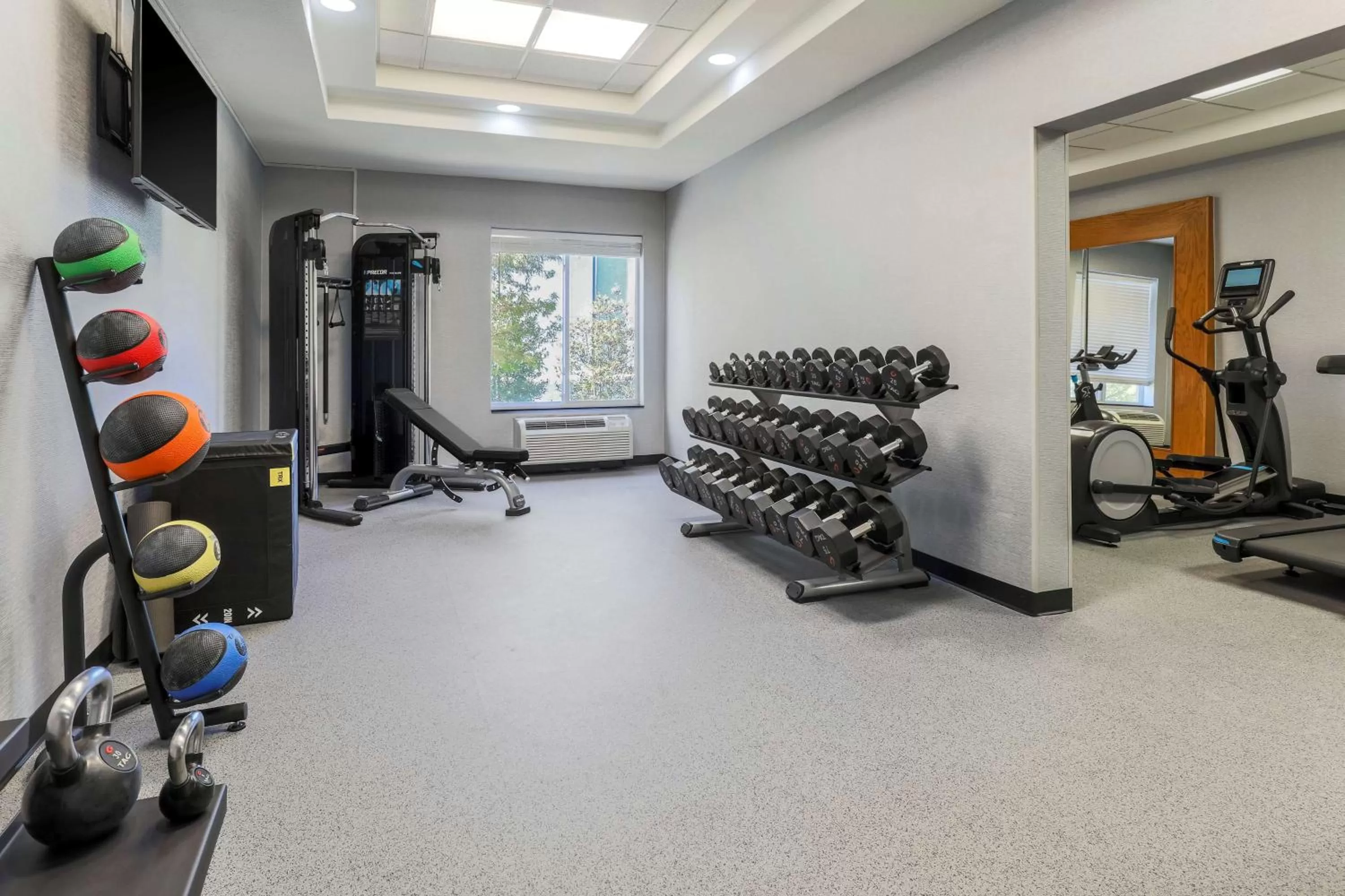 Fitness centre/facilities in Hilton Garden Inn Tulsa South