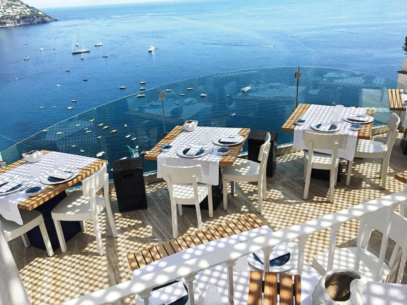 Restaurant/places to eat in Hotel Villa Franca