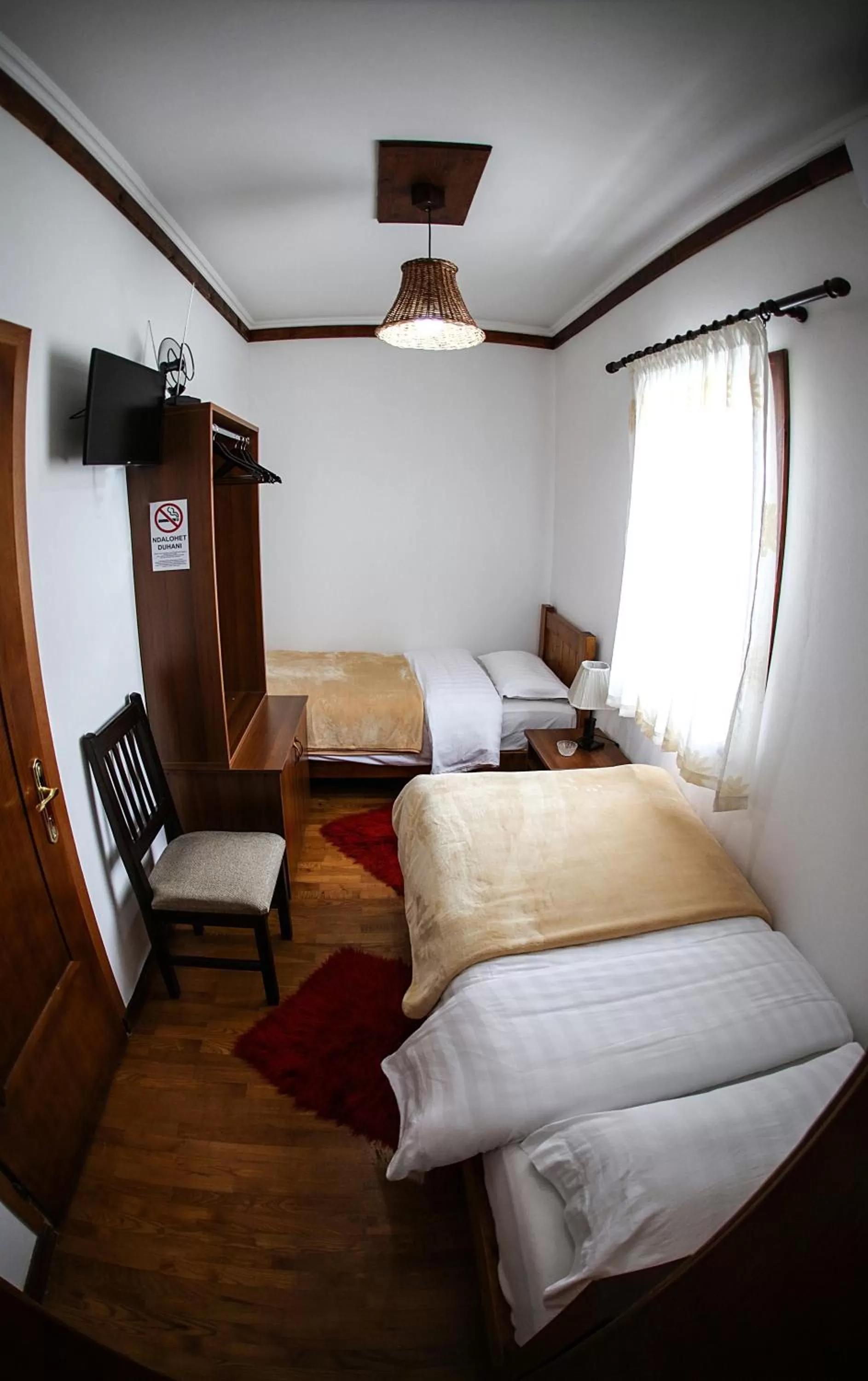 Bed in Hotel Bujtina e Bardhe