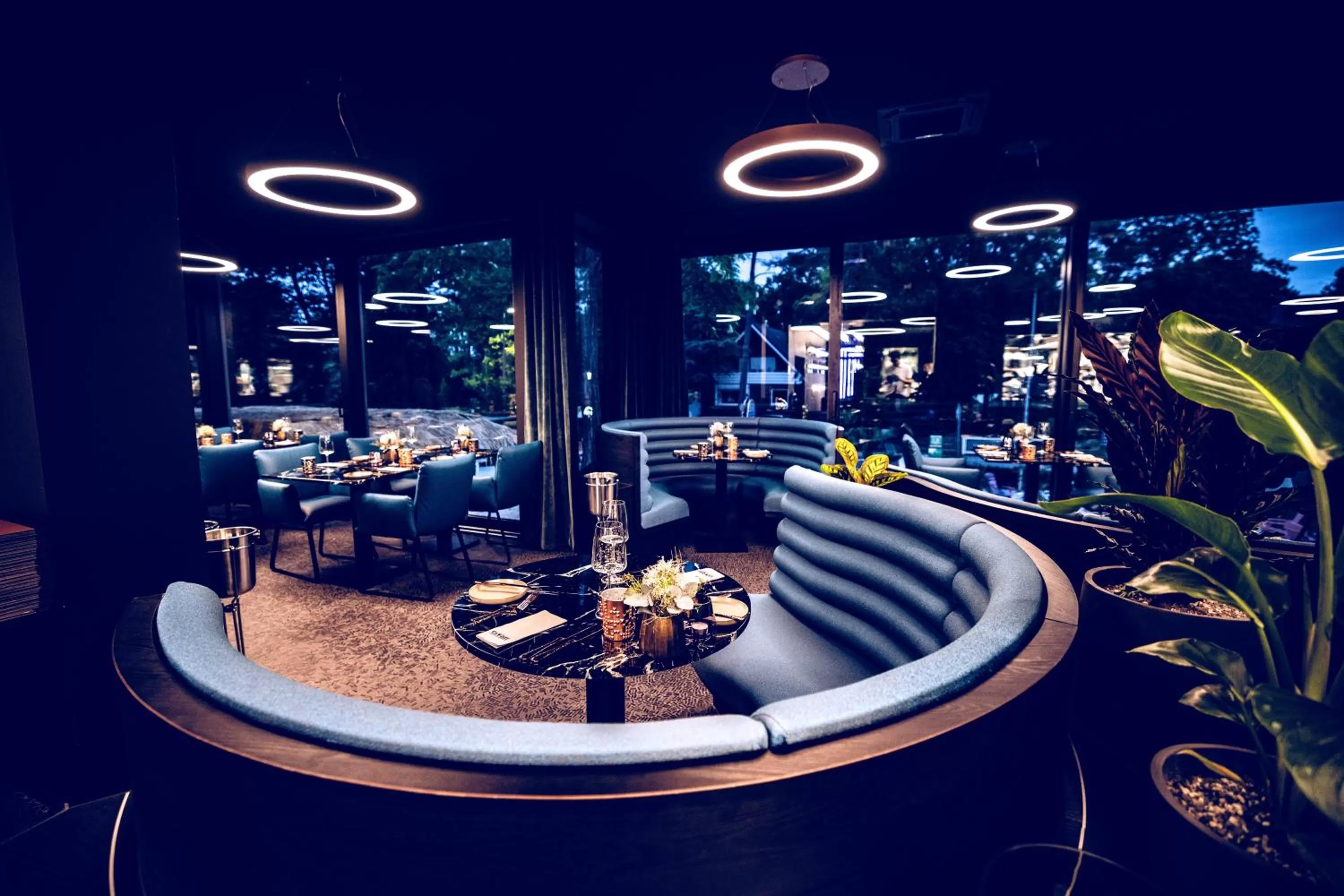 Restaurant/places to eat in The Flamingo