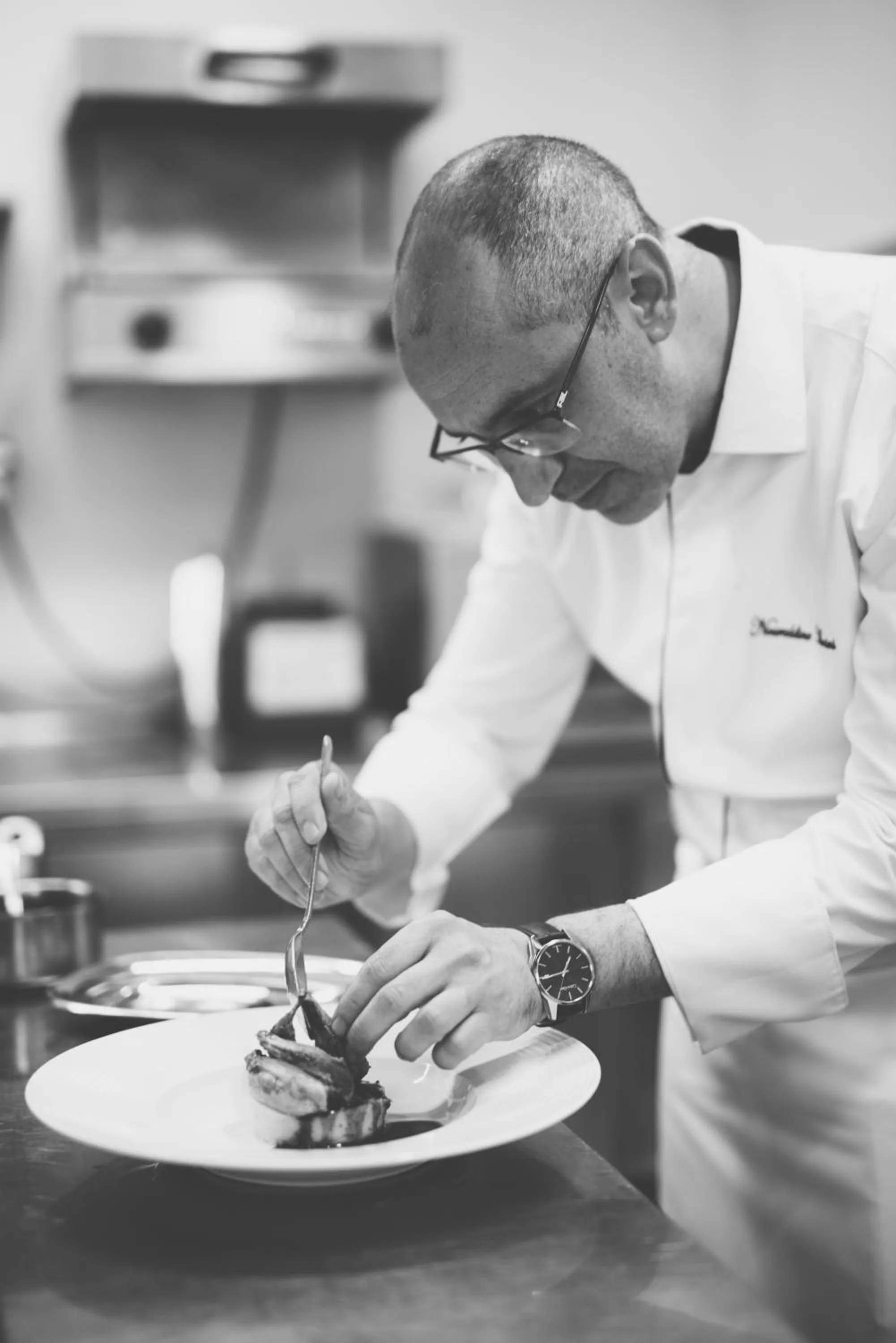 Restaurant/places to eat in Les Deux Tours