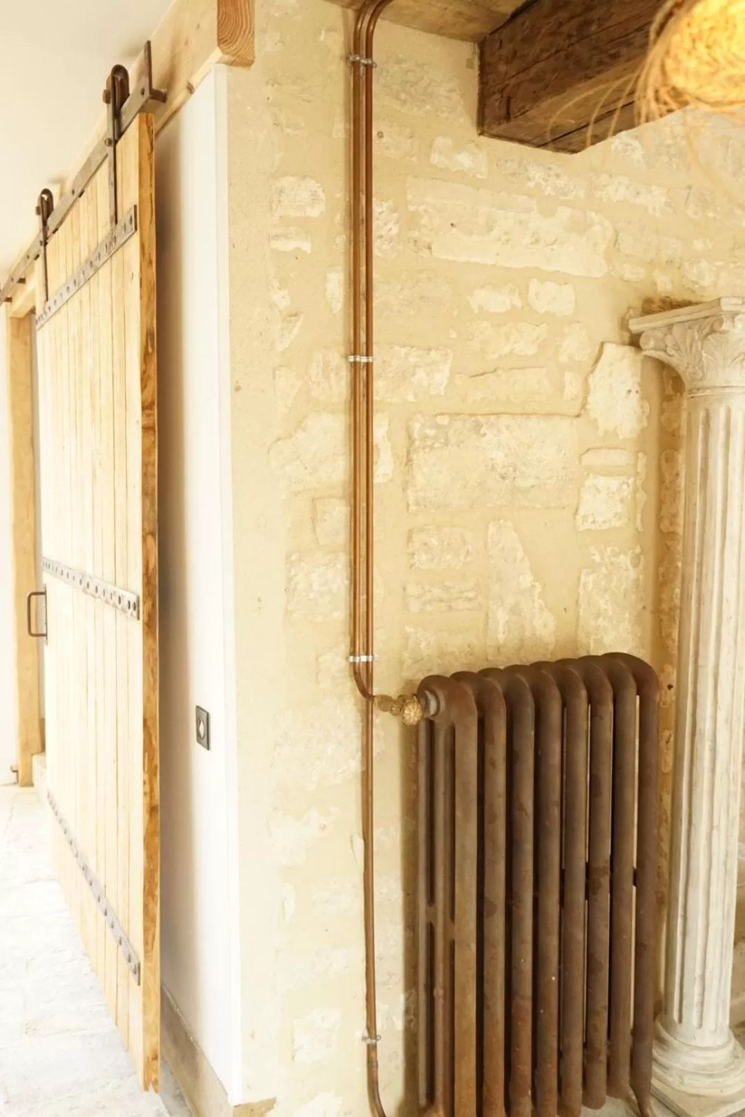 Decorative detail in L'abbaye Saint Michel