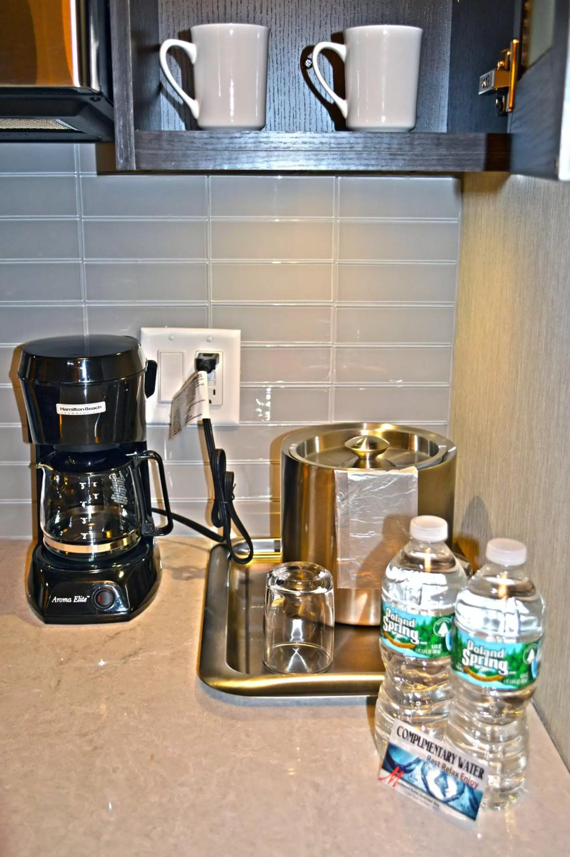 Queen Suite with Kitchen in Holiday Inn & Suites Syracuse Airport - Liverpool by IHG Queen Suite with Kitchen in Holiday Inn & Suites Syracuse Airport - Liverpool by IHG