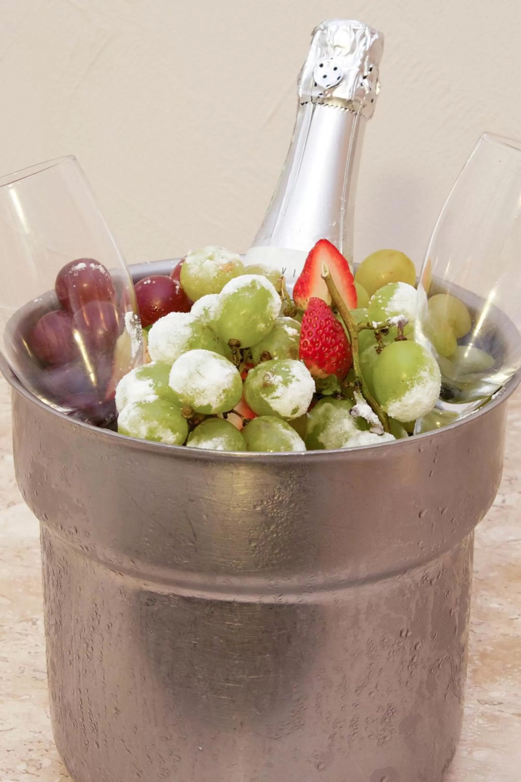 Drinks, Food in Bristol International Guarulhos