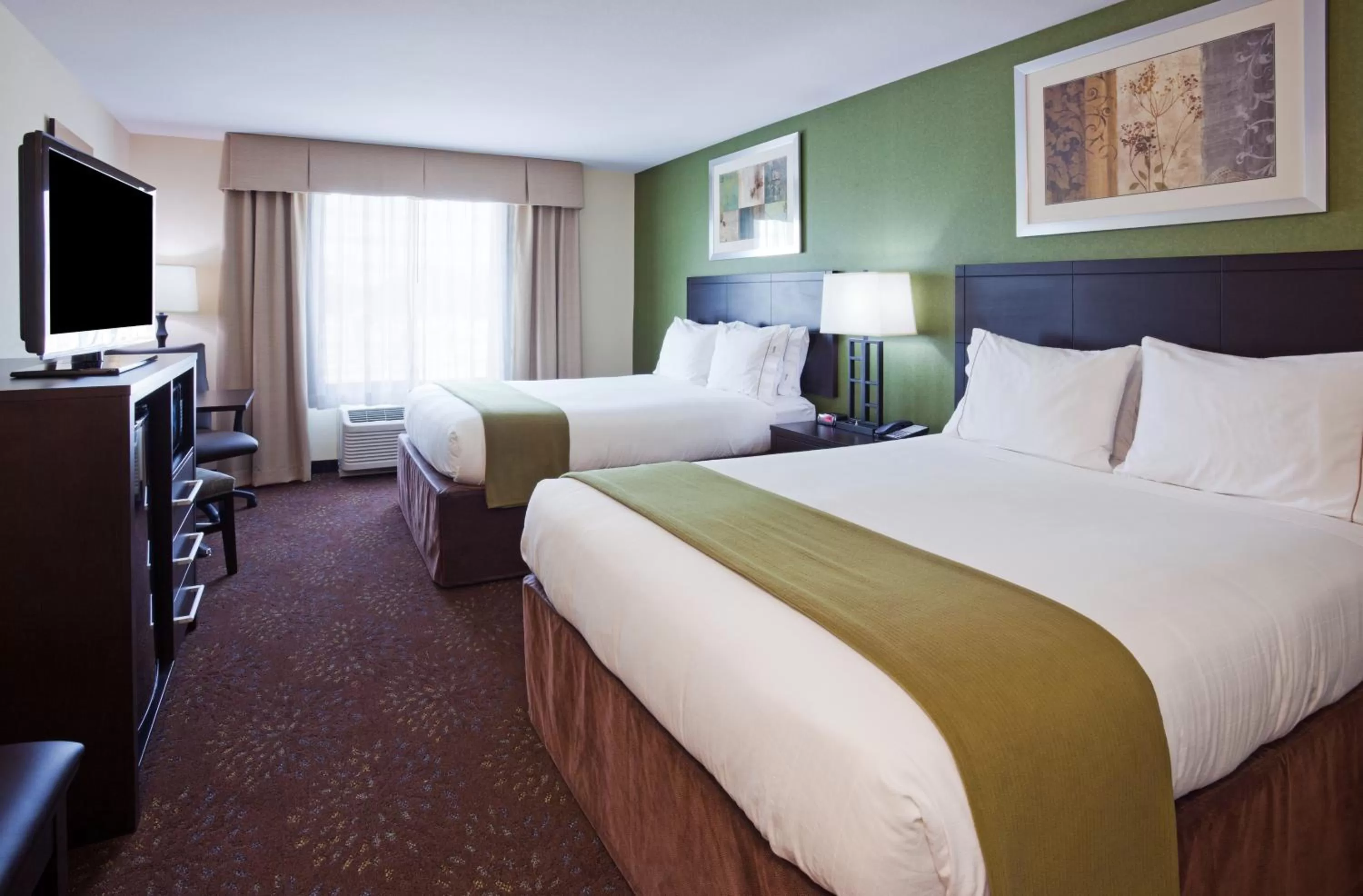 Queen Room with Two Queen Beds in Holiday Inn Express and Suites Rochester West-Medical Center, an IHG Hotel