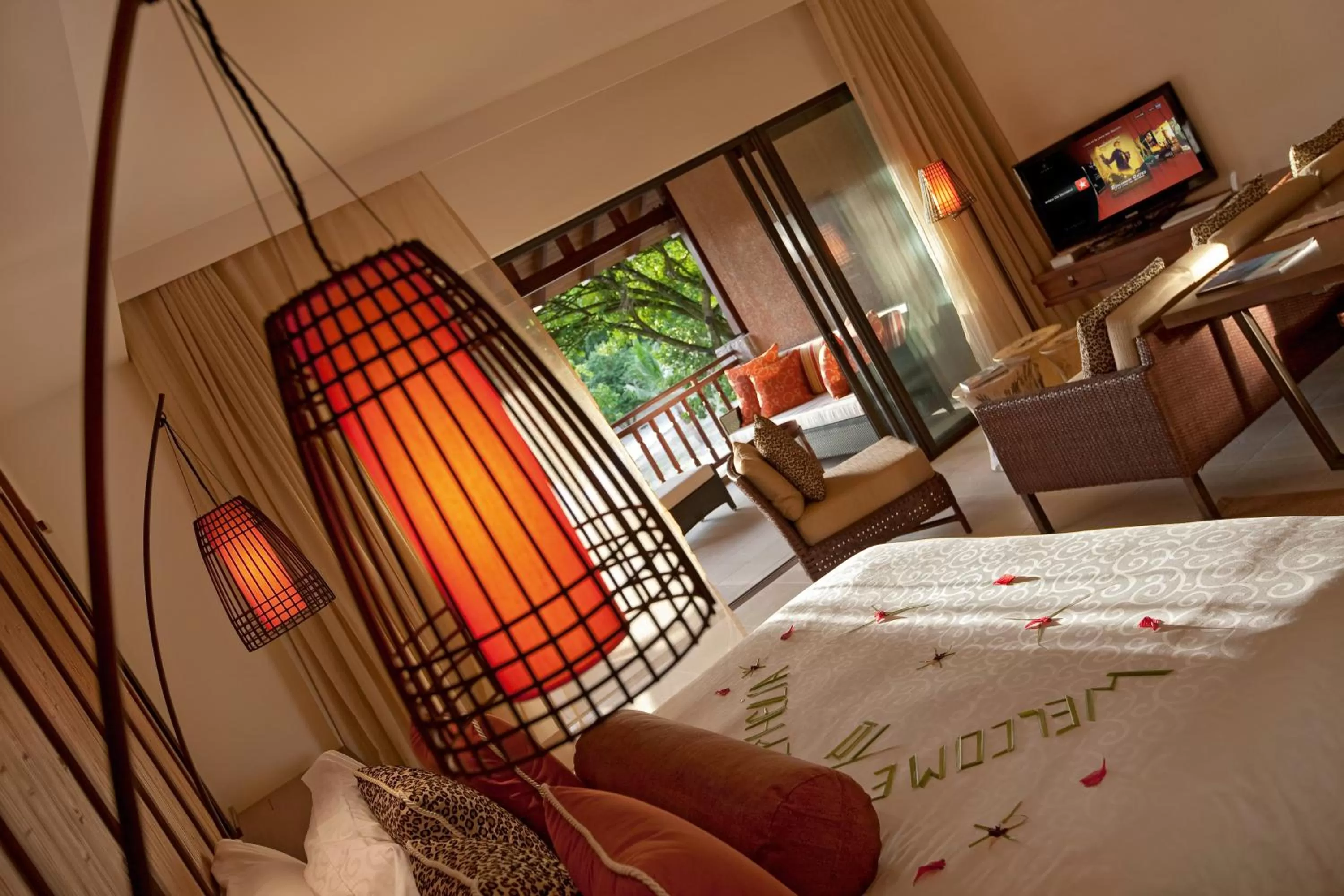 Bedroom, Bed in Constance Ephelia