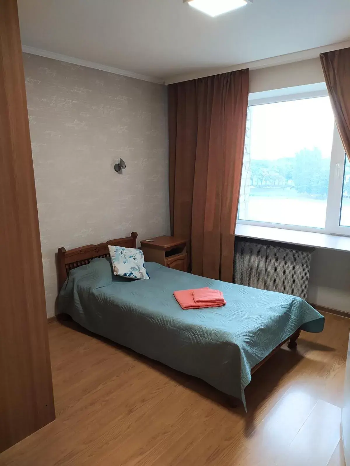 Standard Single Room with Shared Bathroom in Hotel Trias Standard Single Room with Shared Bathroom in Hotel Trias