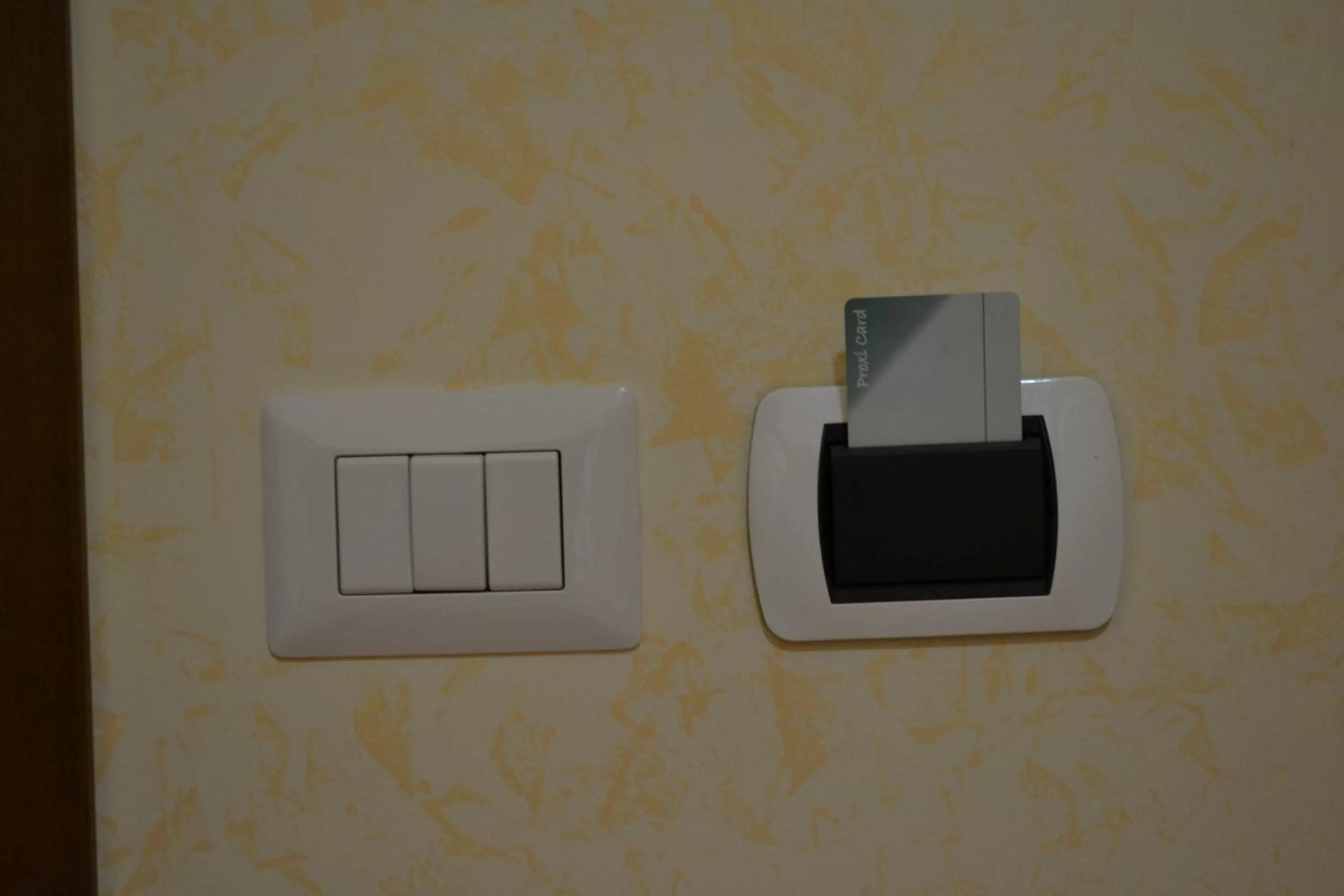 Bedroom in Tucci's Roma Guest House