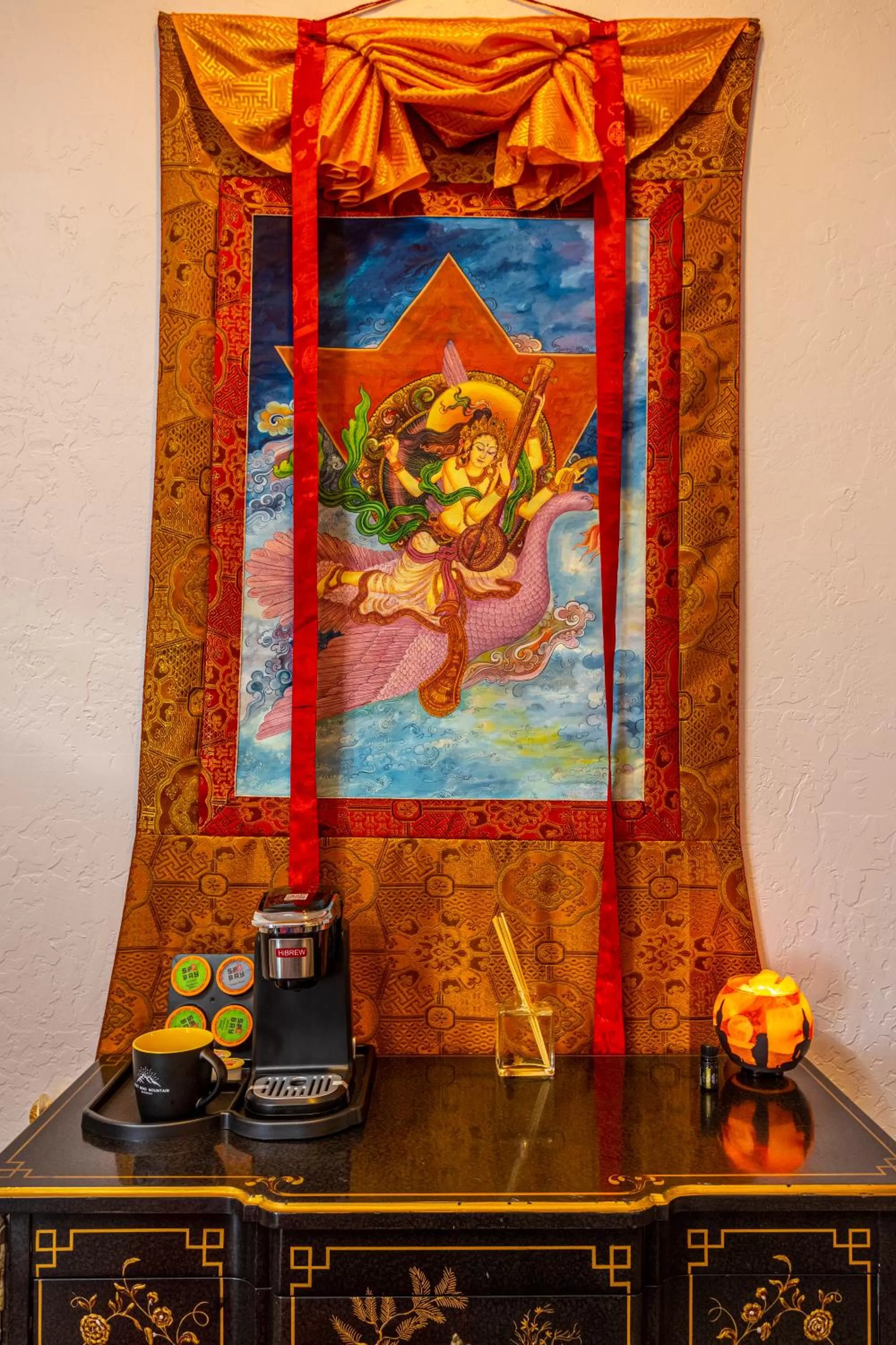 Coffee/tea facilities in Quiet Mind Mountain Lodge, Retreat & Spa