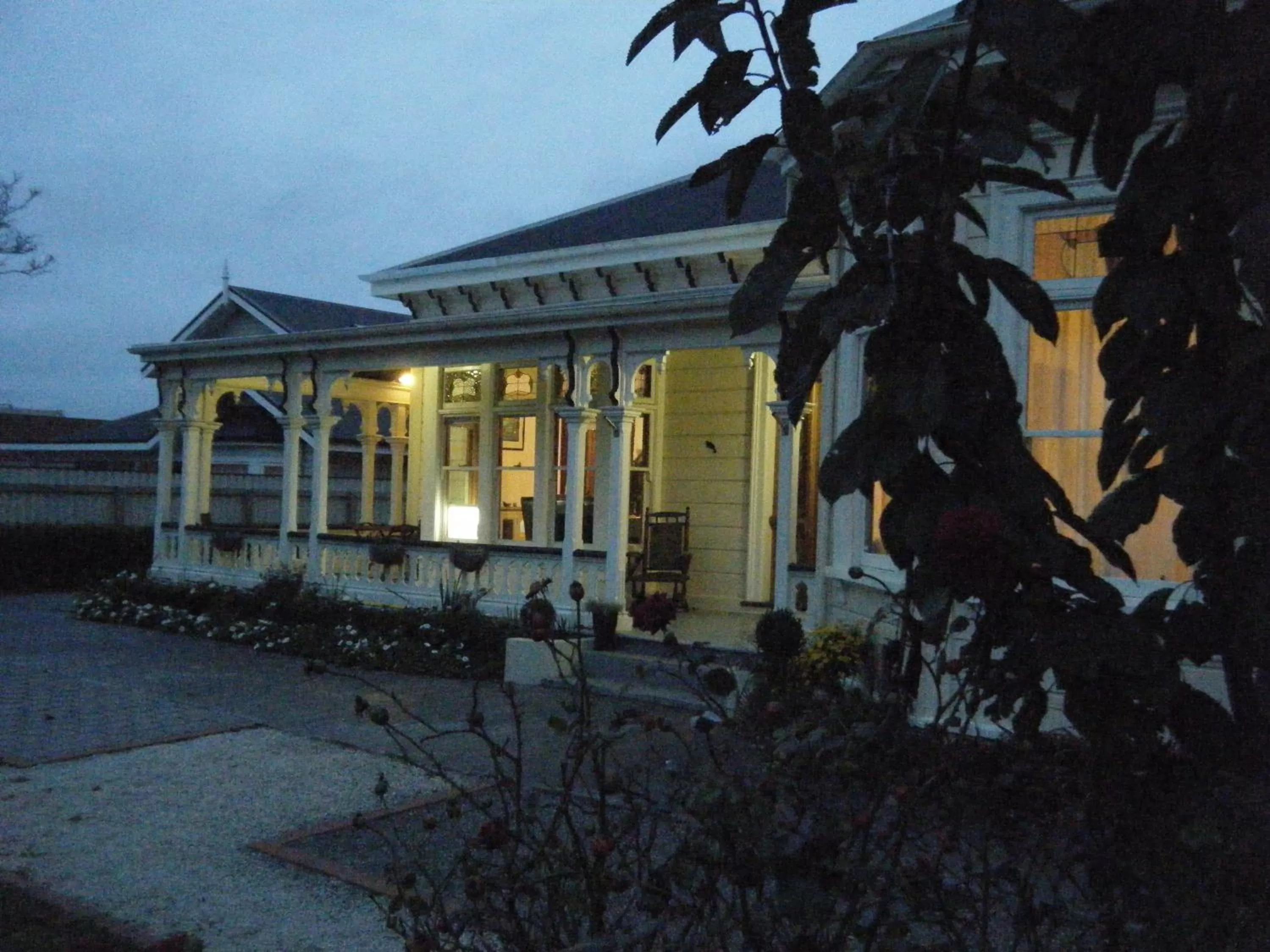 Property Building in Collingwood Manor