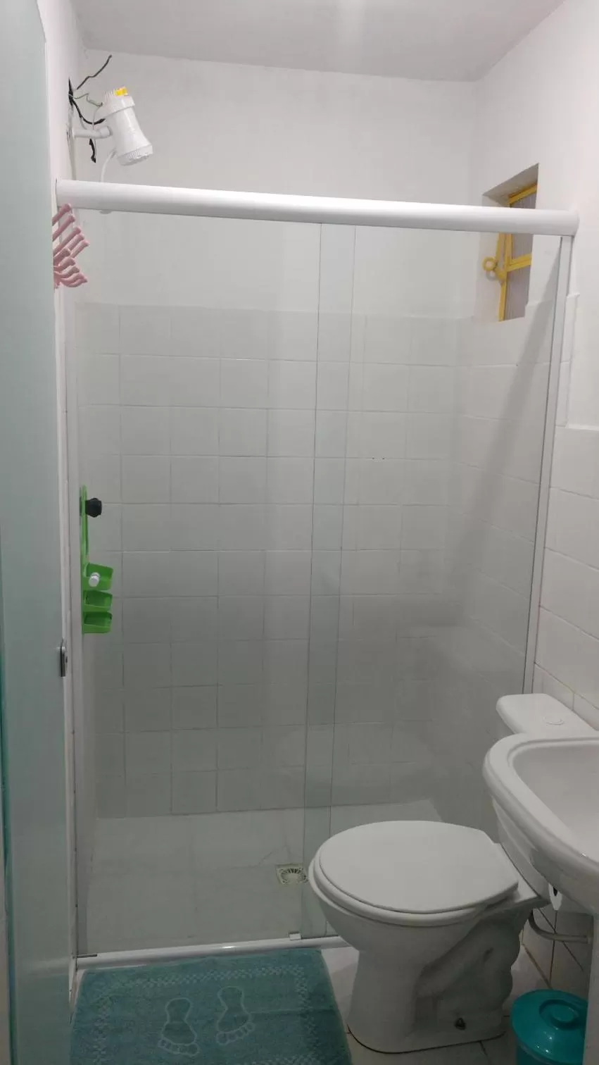 Shower in SPACE 4 U - HOTEL BOUTIQUE TEMÁTICO - Aeroporto