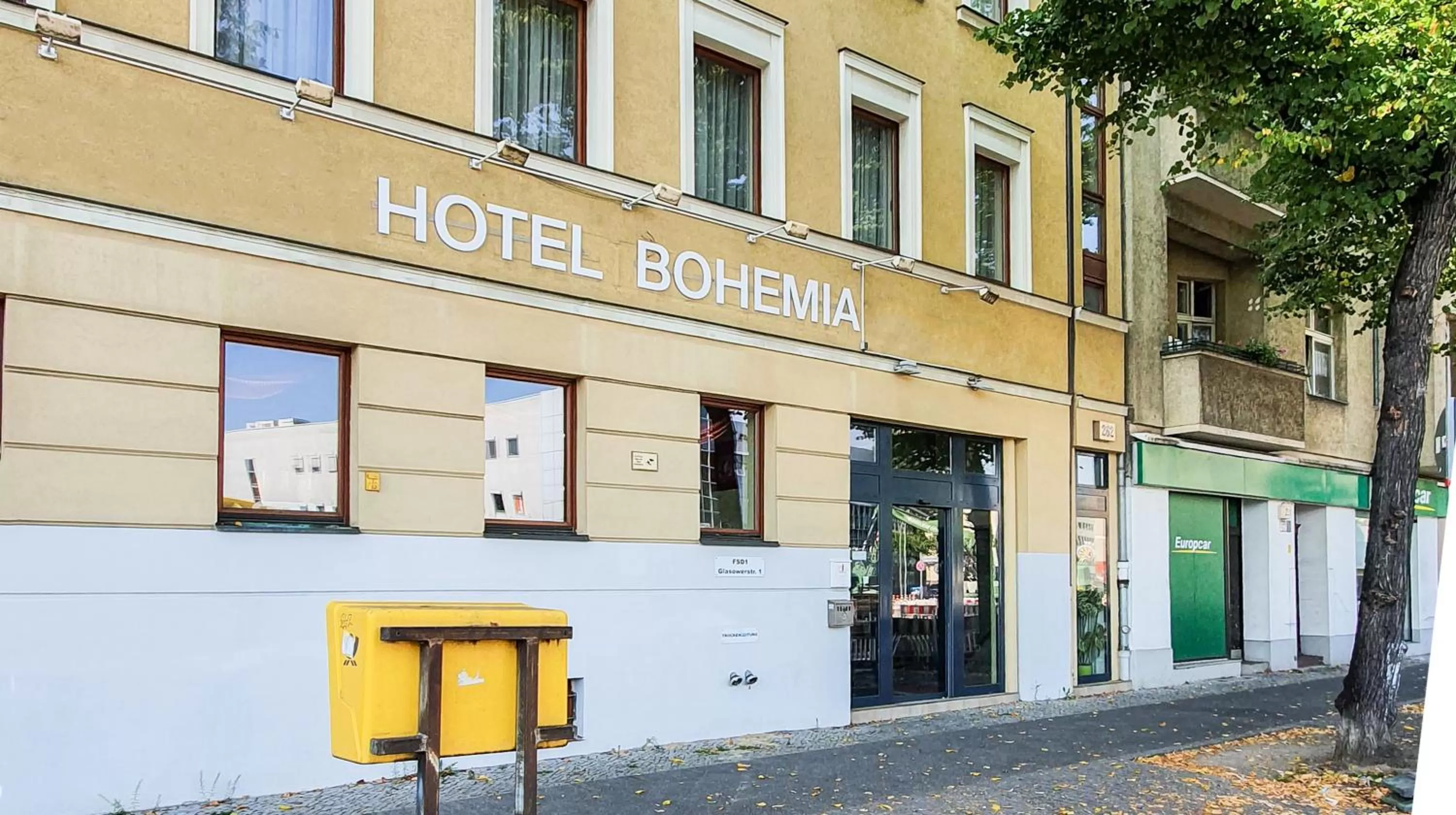 Facade/entrance in Hotel Bohemia