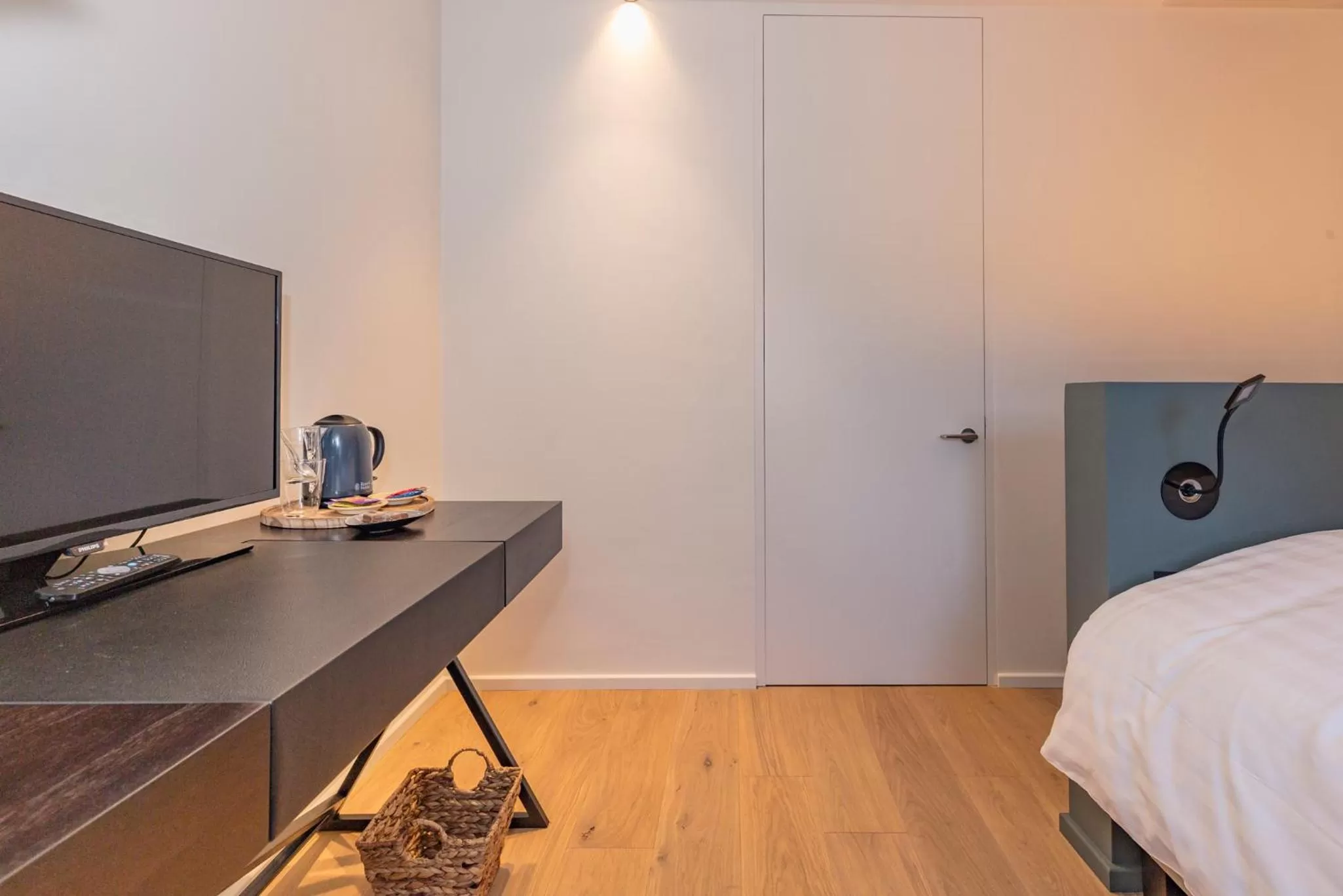 TV/Entertainment Center in Hotel De Jachthoorn