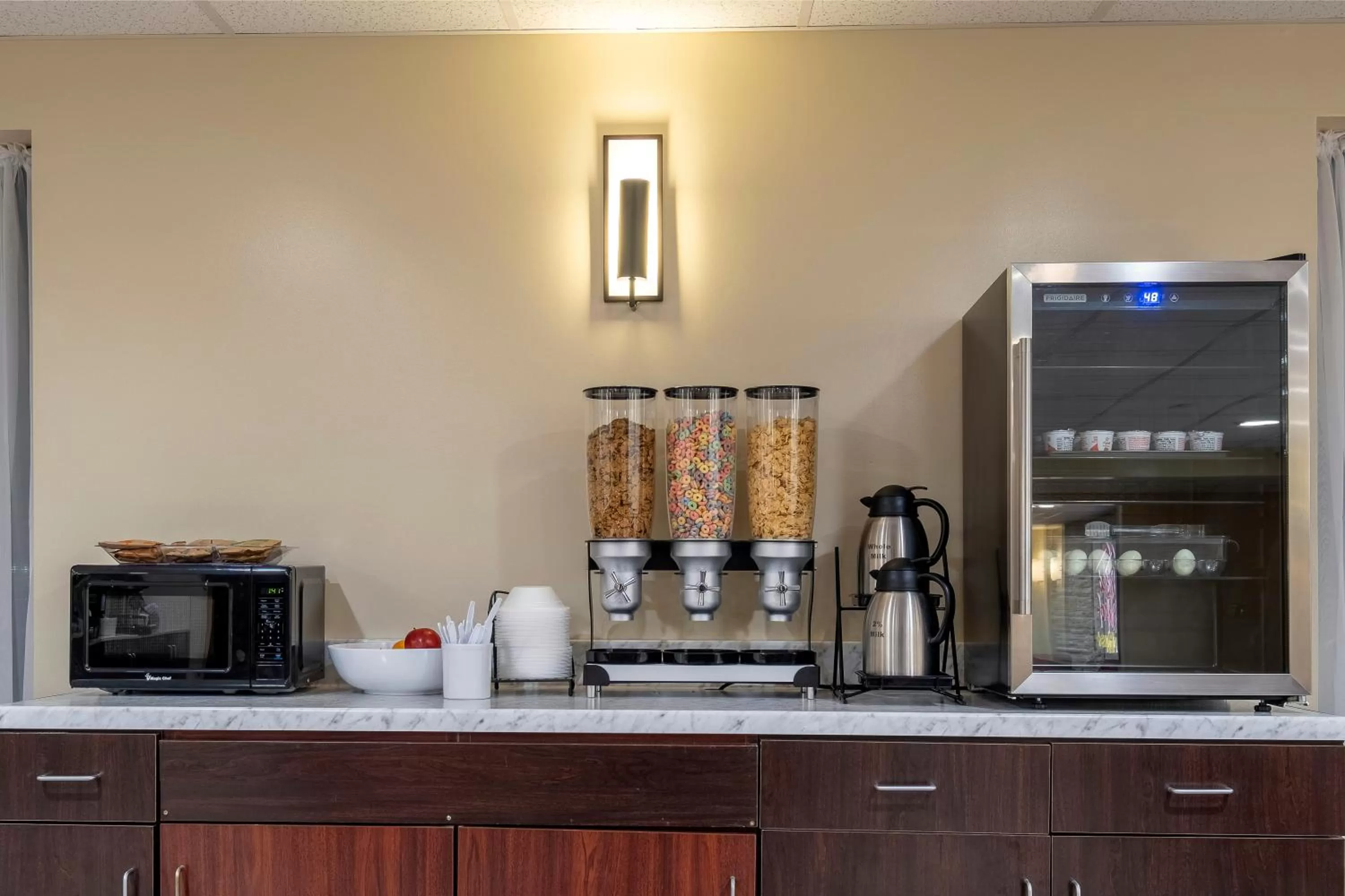 Breakfast in Red Roof Inn PLUS+ Tuscaloosa - University