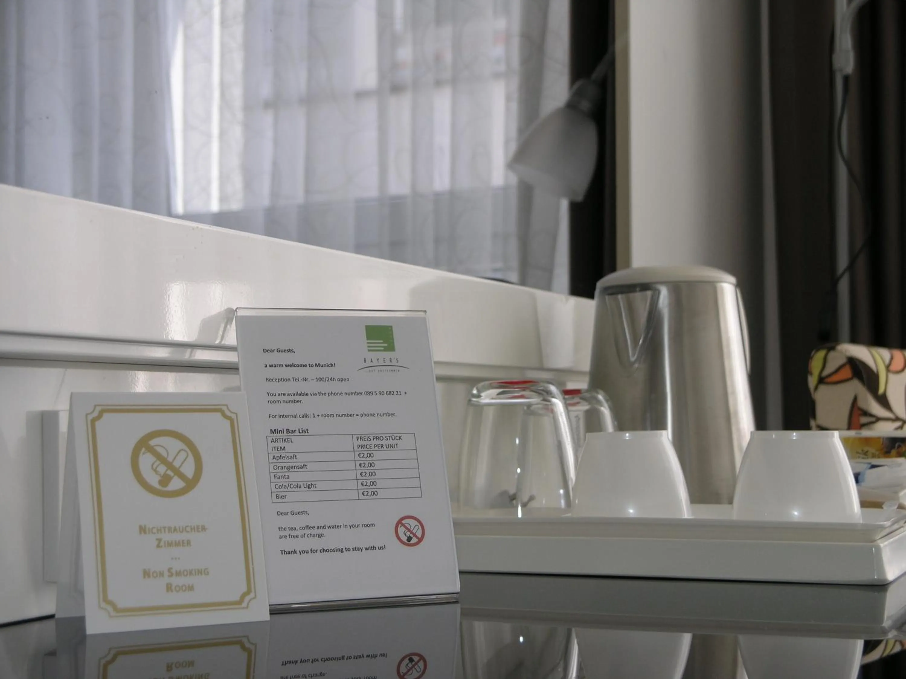 Coffee/tea facilities in Hotel Bayer's