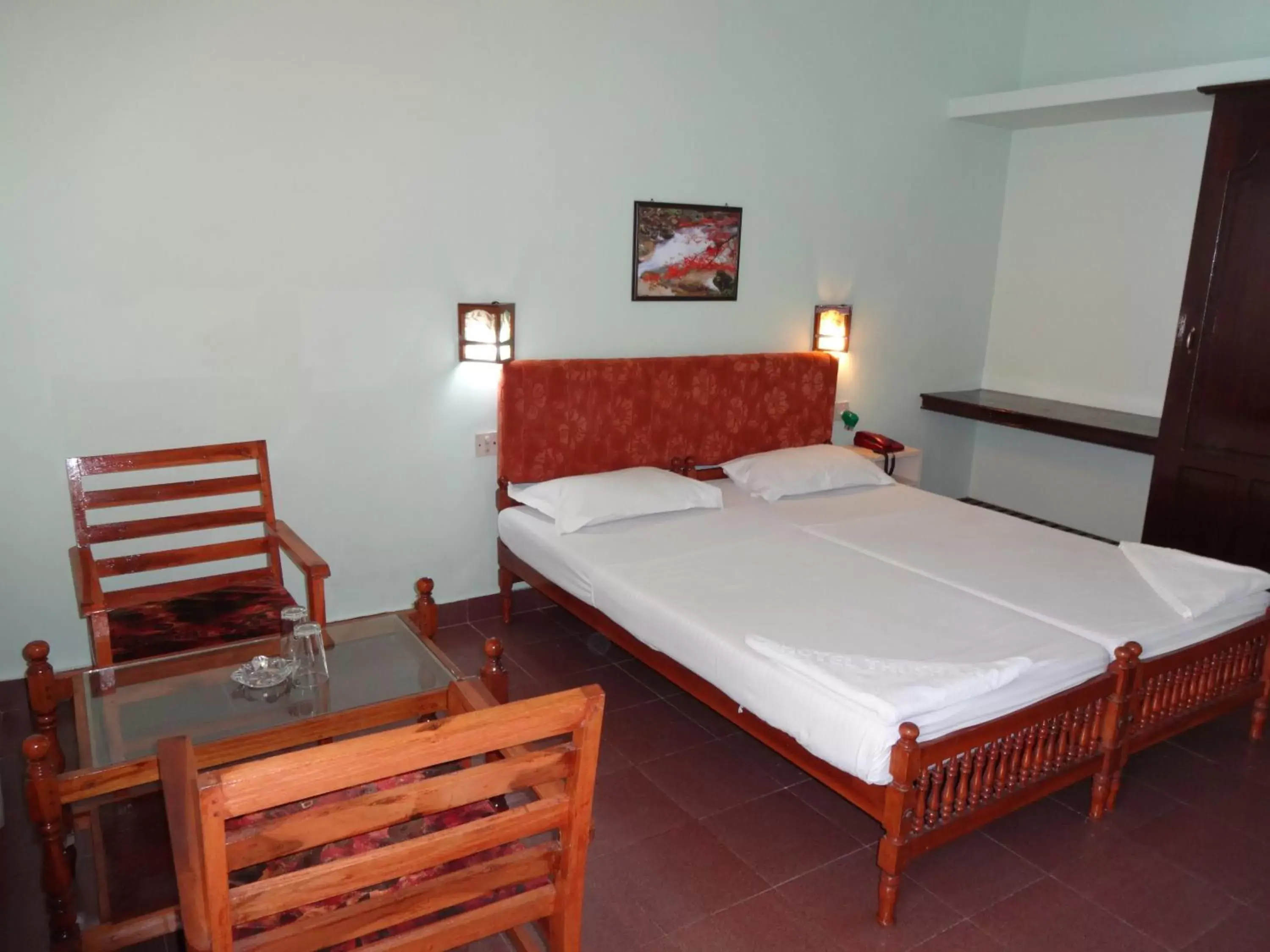 Standard Double or Twin Room in Hotel Thushara Standard Double or Twin Room in Hotel Thushara