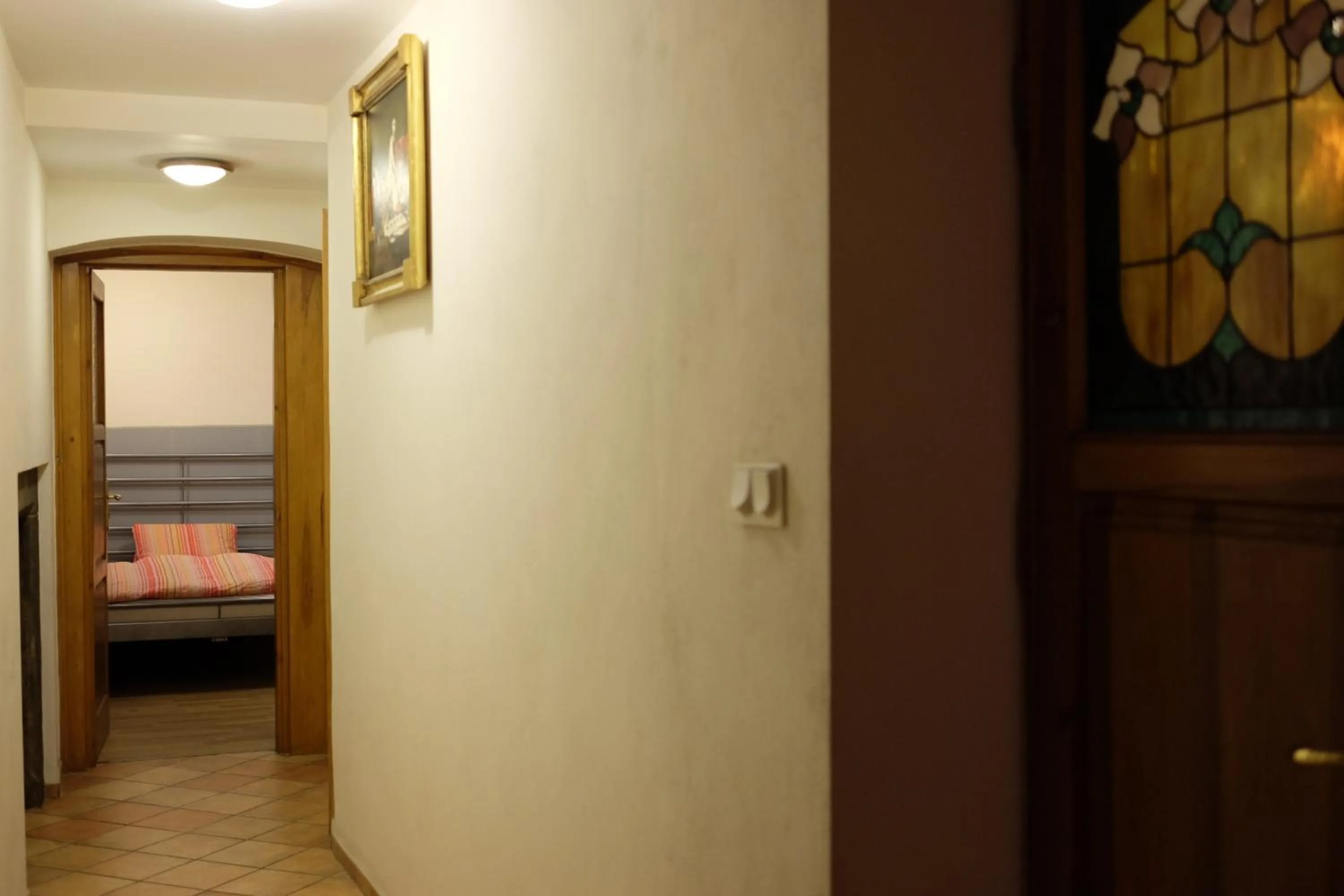 Bed in Academus Pub & Guest House