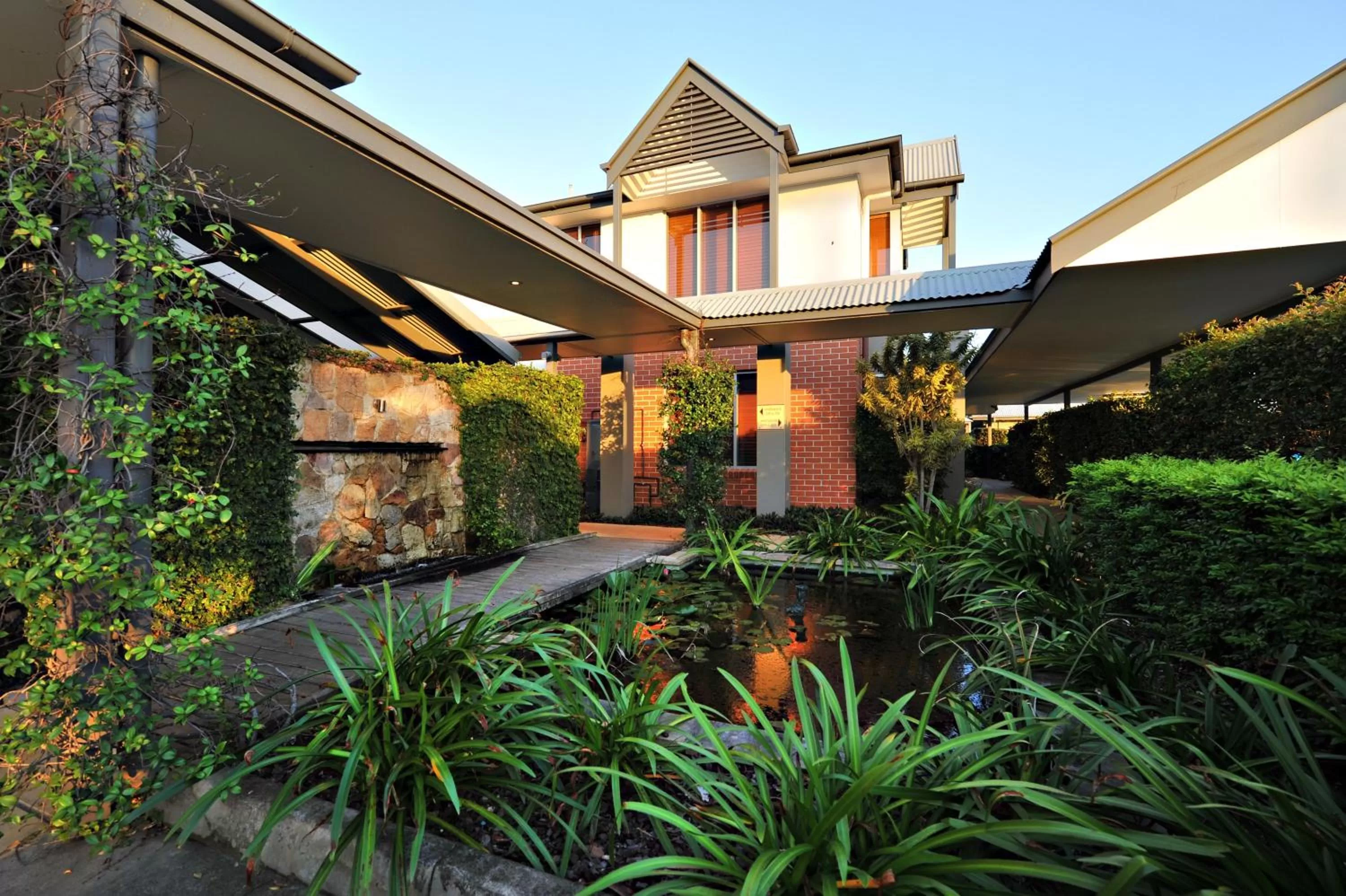 Comfort Inn & Apartments Northgate Airport