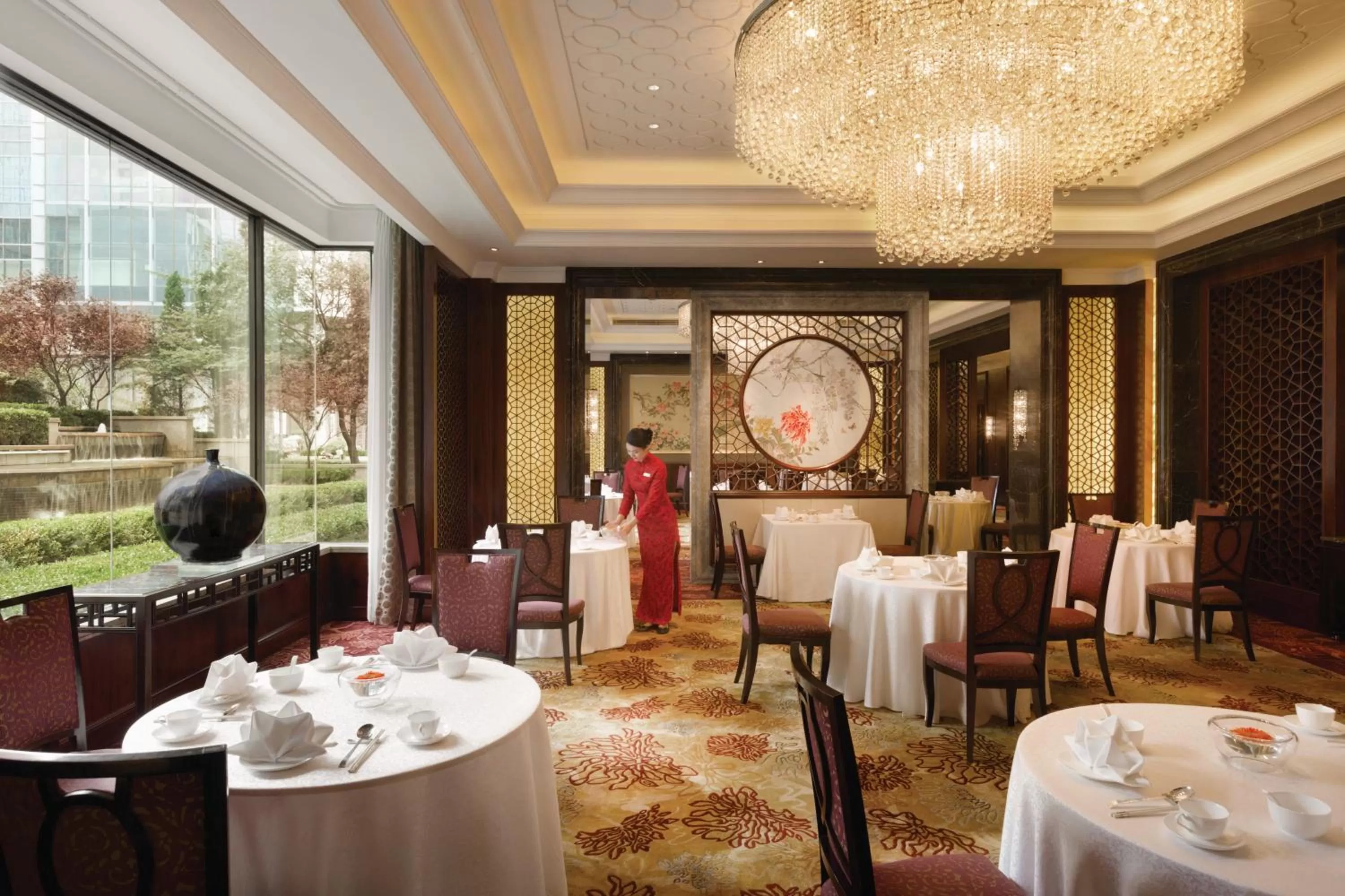 Restaurant/places to eat in Shangri-La Qingdao