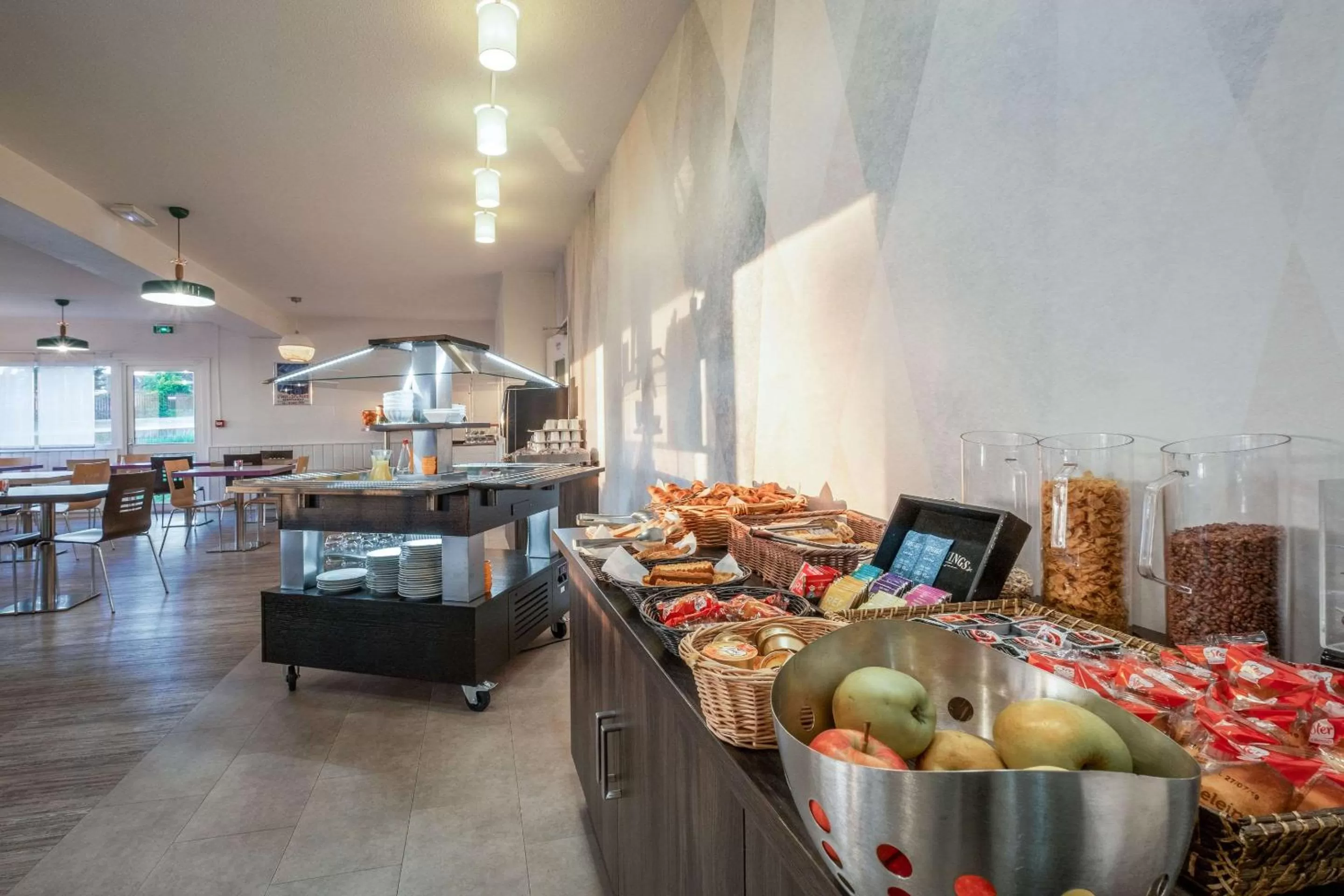 Restaurant/places to eat in Comfort Hotel Linas - Montlhery