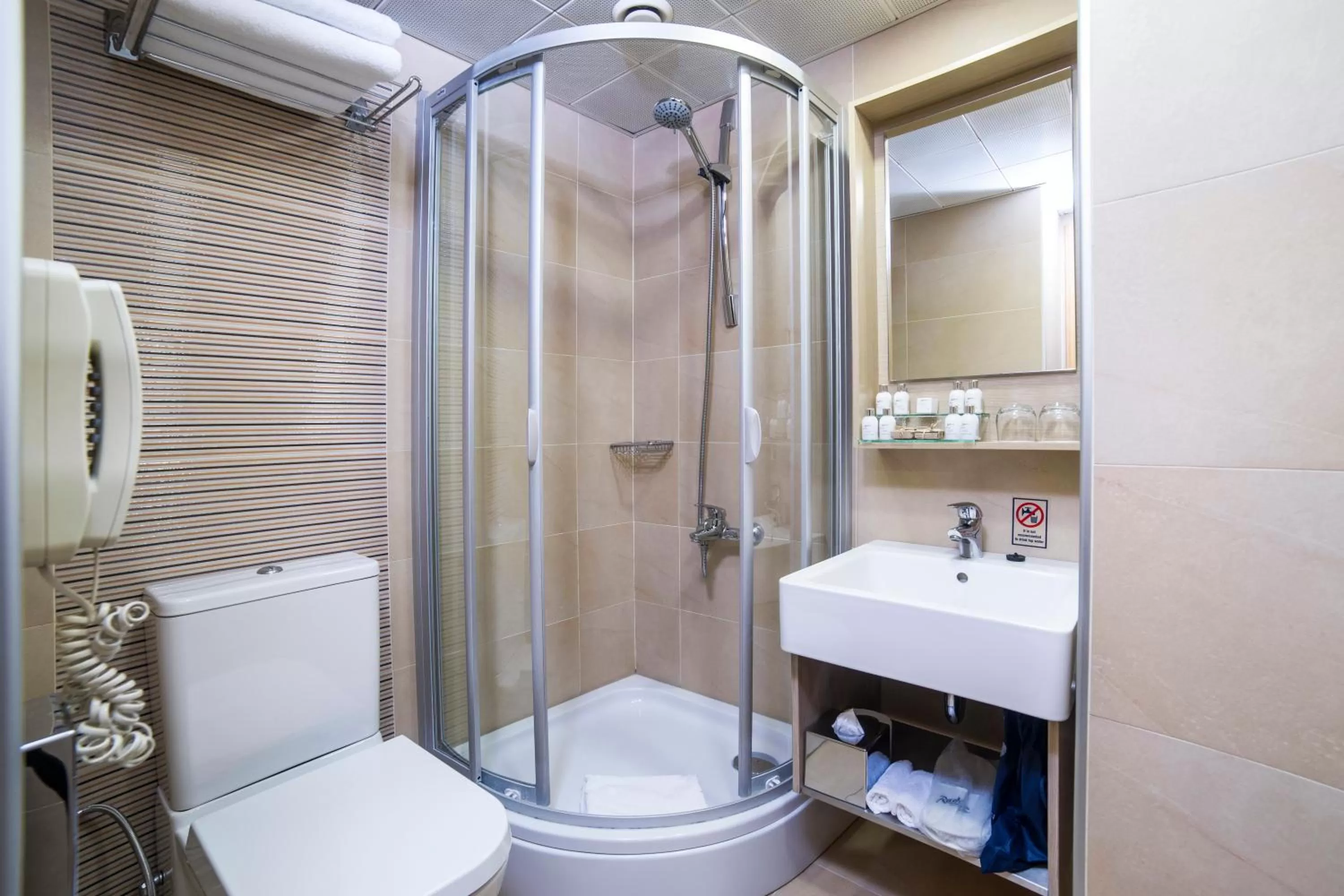 Bathroom in Radisson Hotel Istanbul Sultanahmet