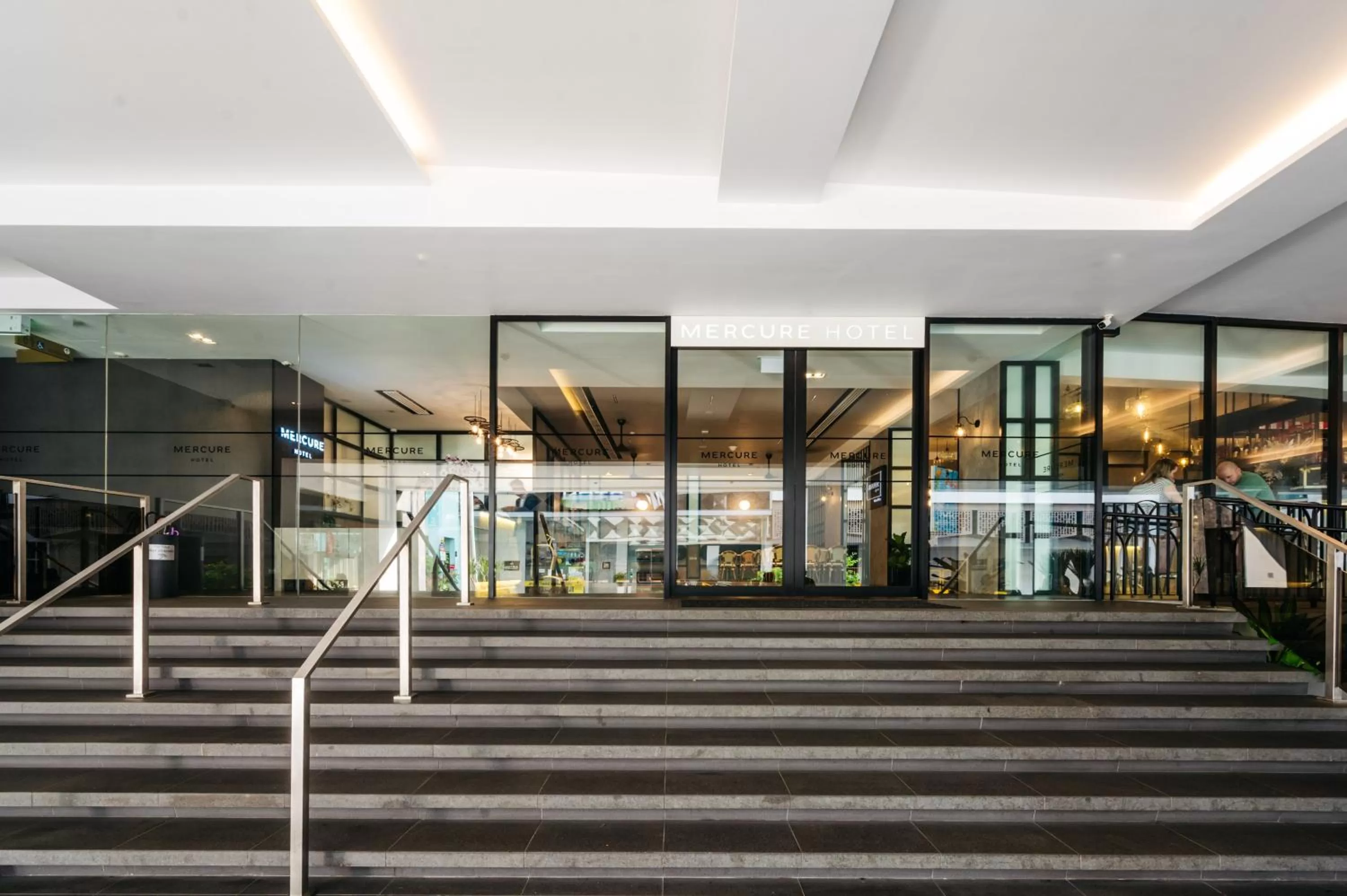 Facade/entrance in Mercure Singapore Tyrwhitt