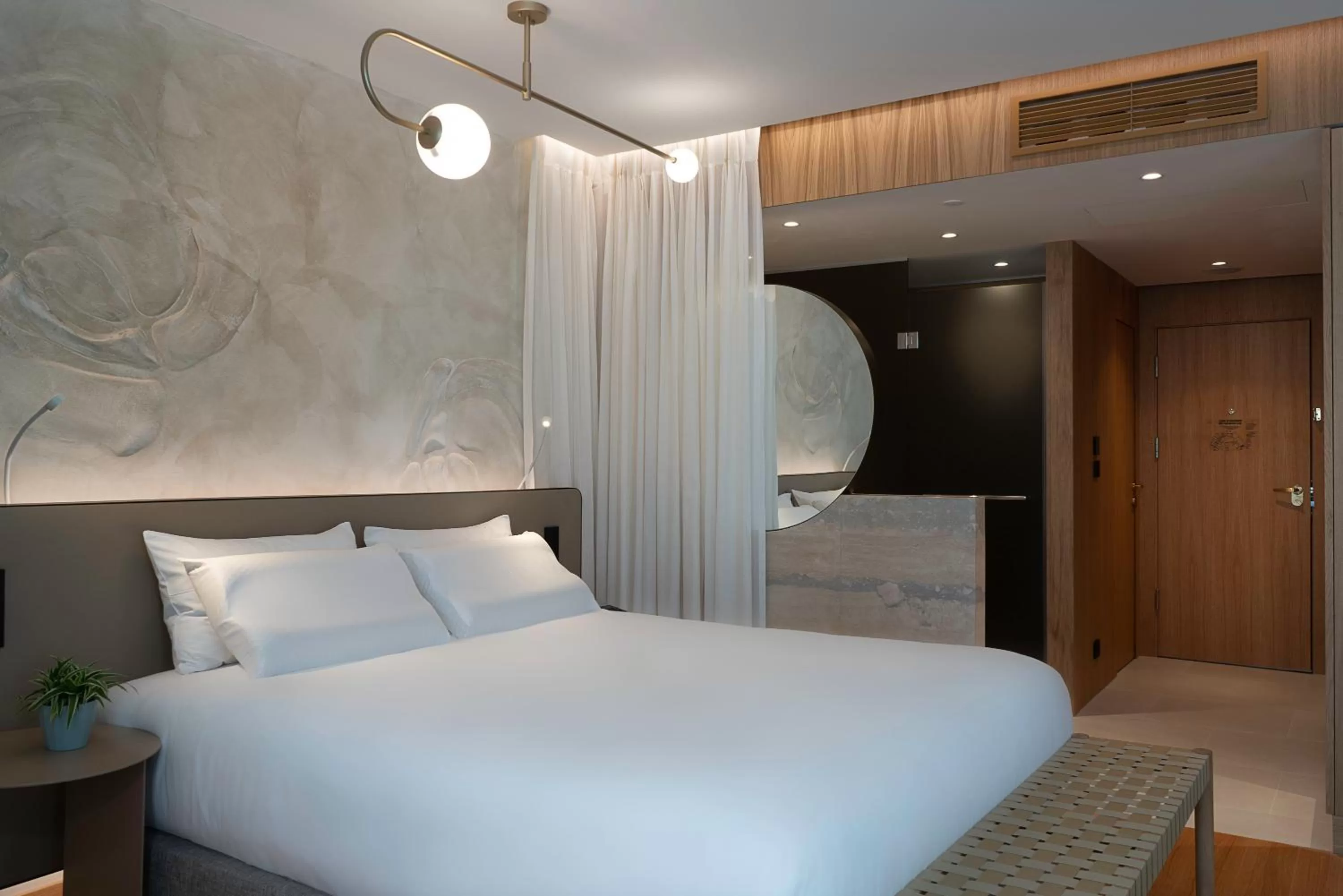 Bedroom, Bed in Maison Sofia - MGallery