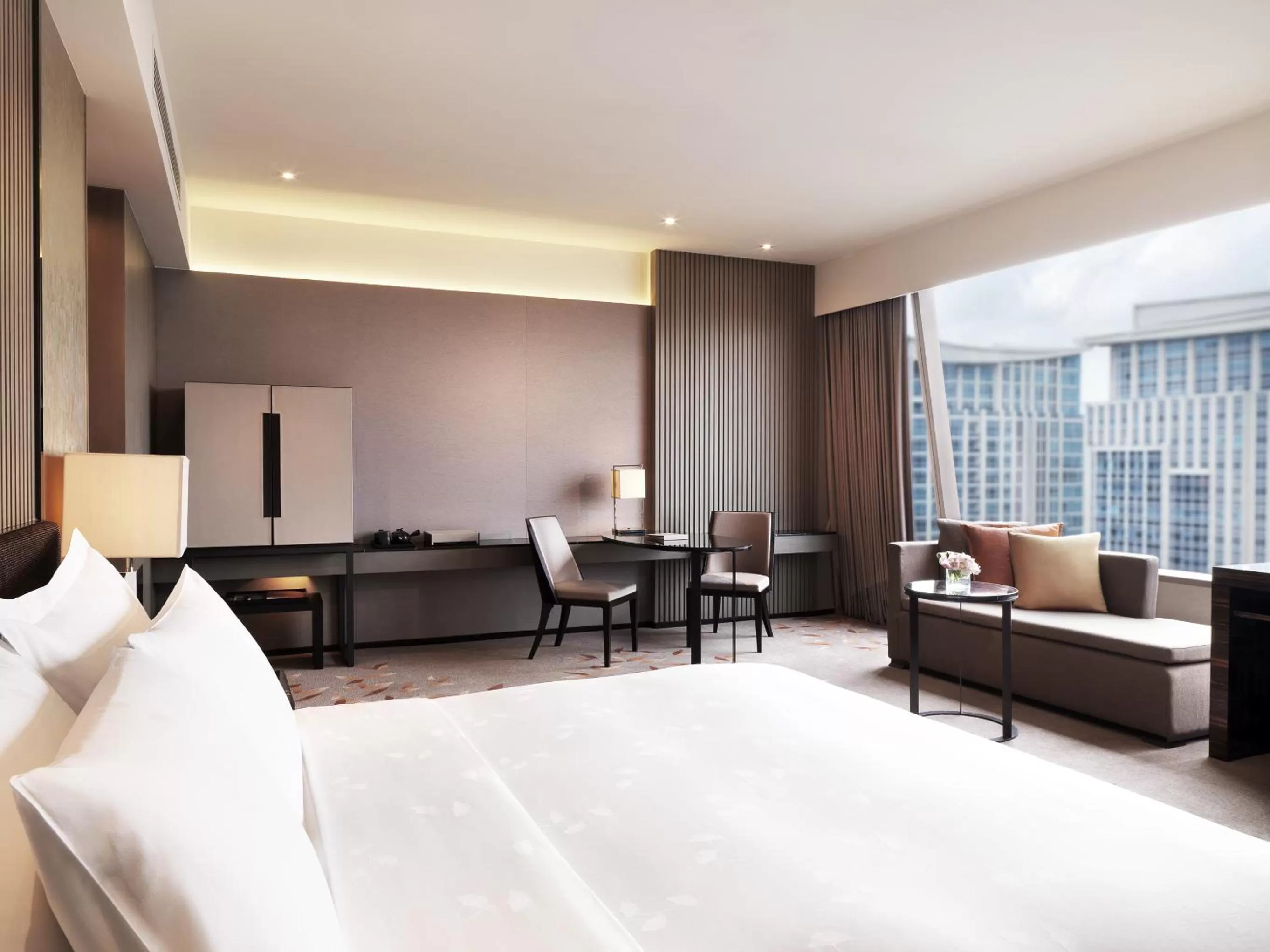 Premier Club – Club Lounge access in The Okura Prestige Bangkok