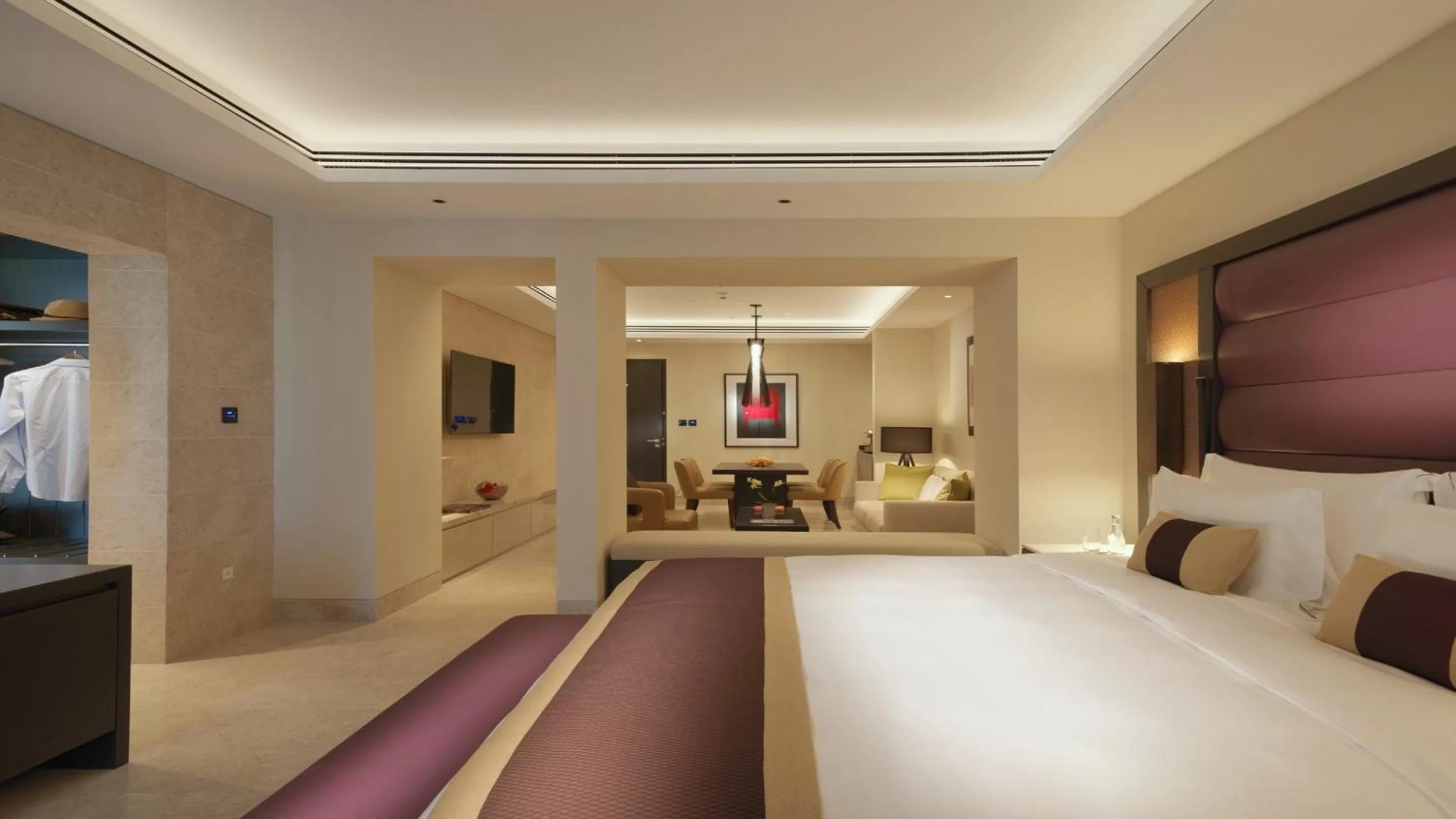 Photo of the whole room, Bed in Kempinski Hotel Muscat