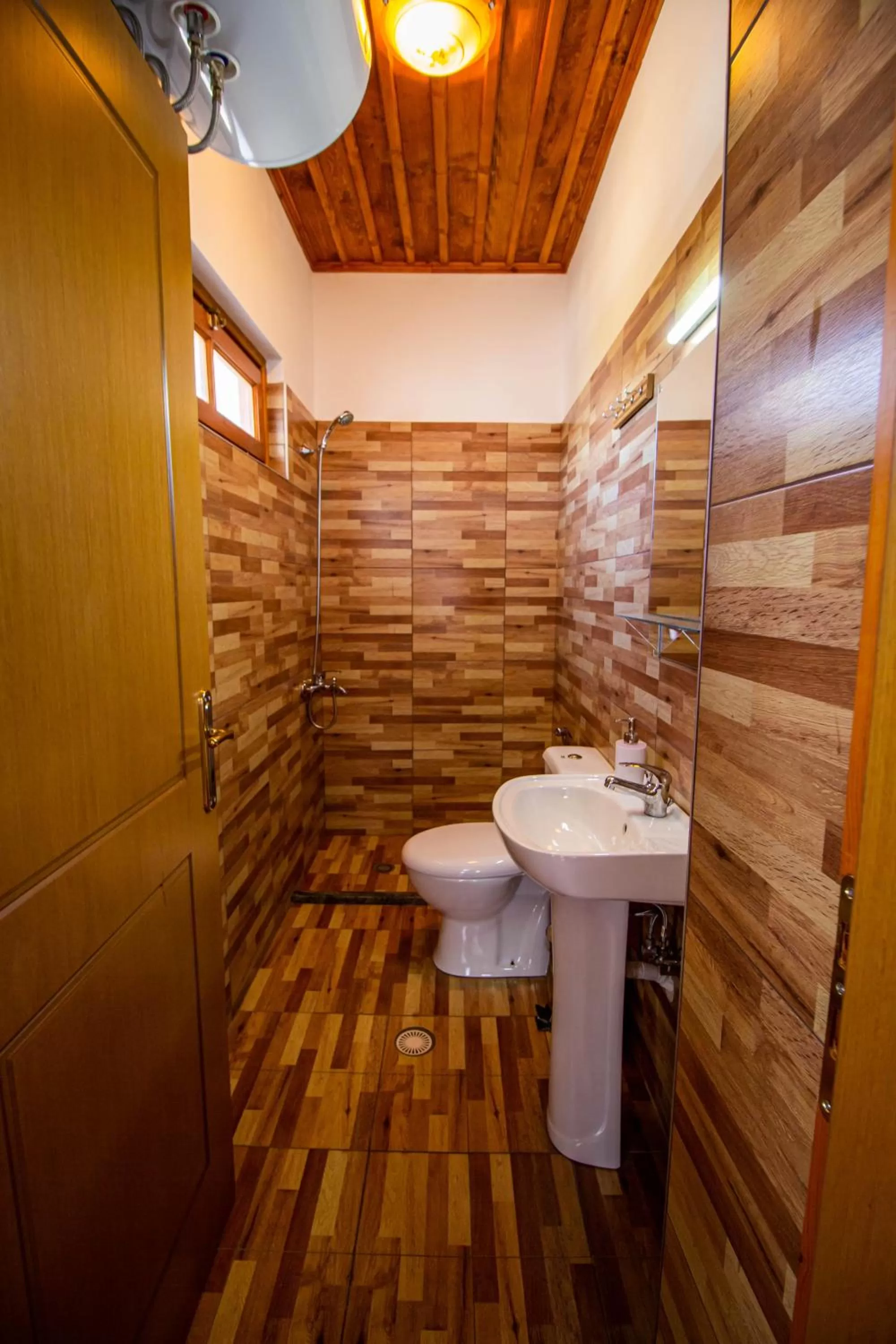 Bathroom in Hotel Bebej Tradicional