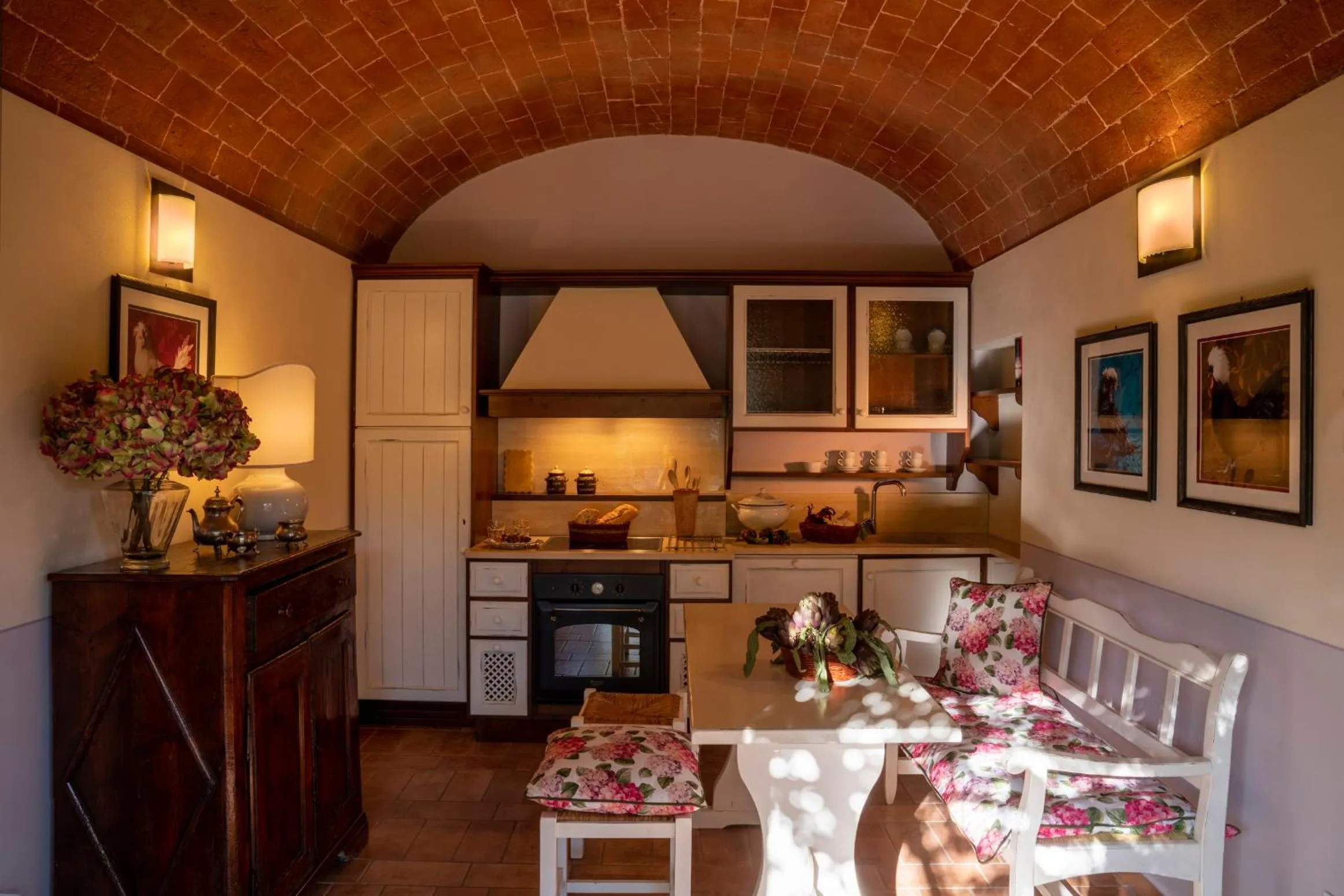 Kitchen or kitchenette in Borgo San Benedetto