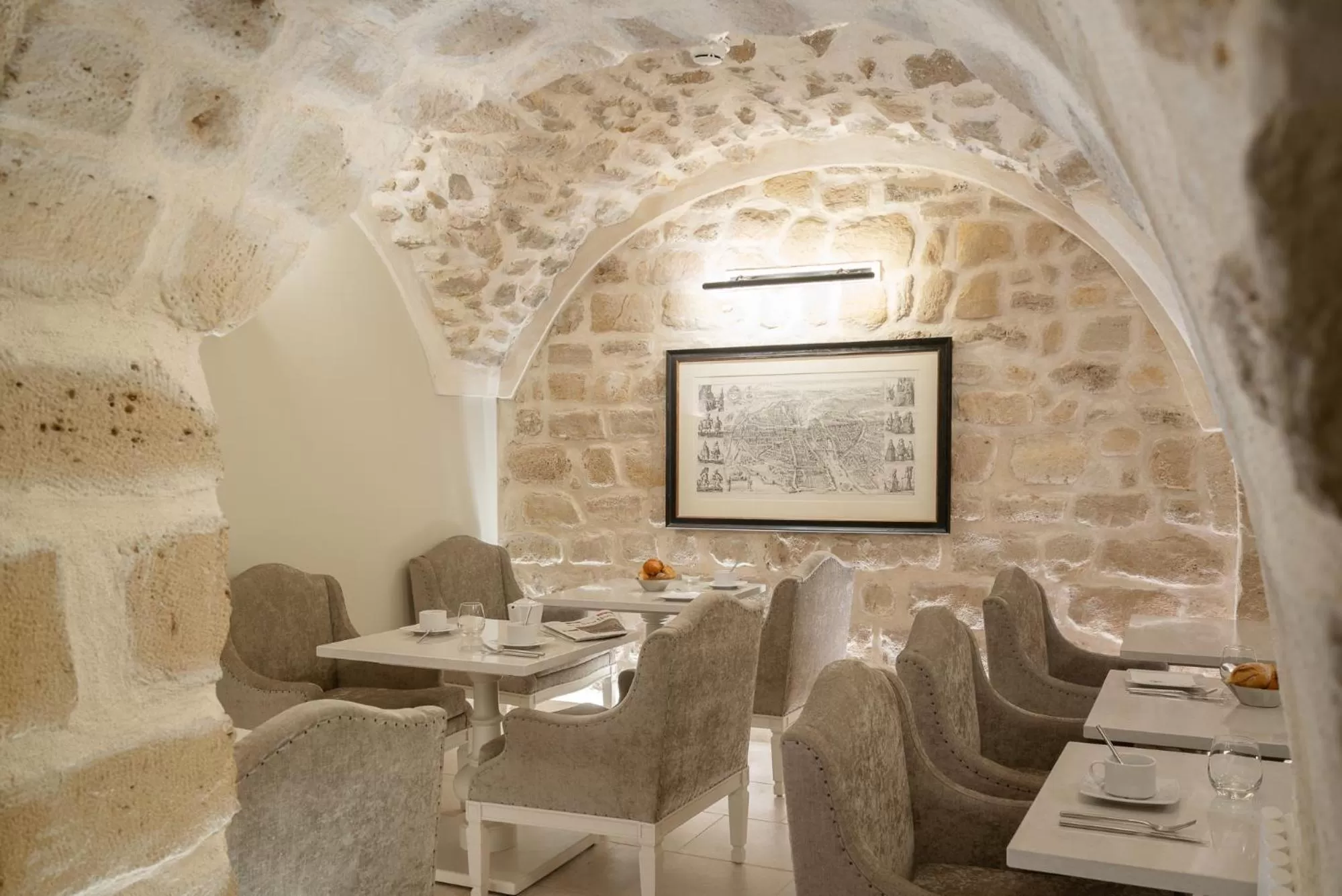 Area and facilities in Hotel Saint-Louis en L'Isle - Notre-Dame