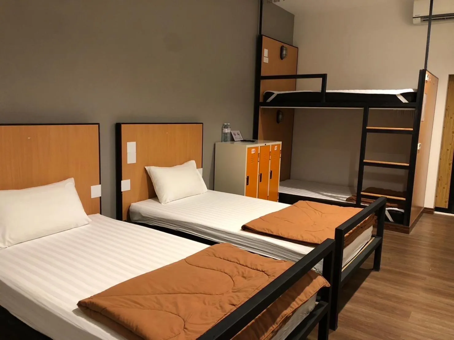 Bed in Thyme Xeriscape Hostel