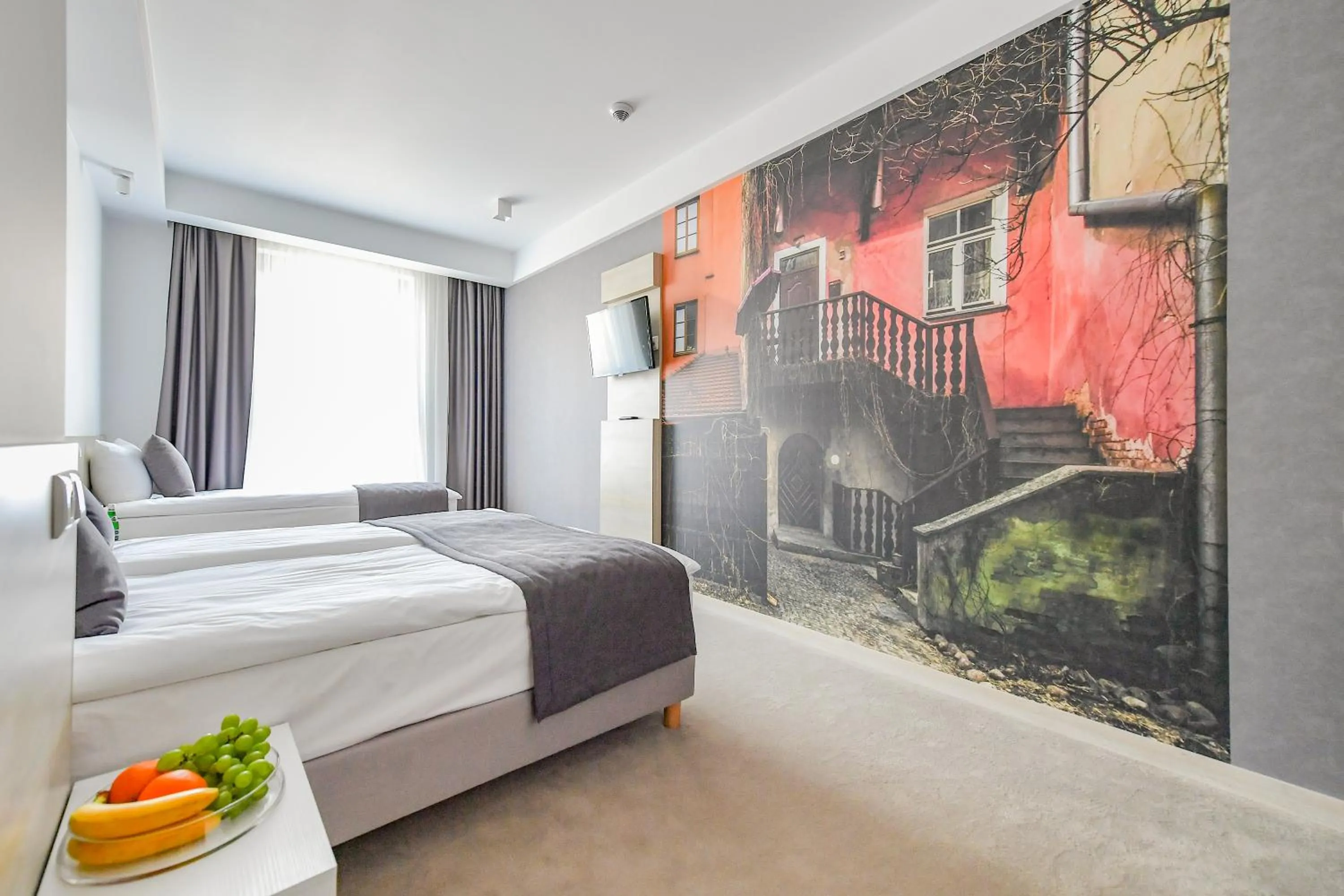 Photo of the whole room, Bed in Lubhotel