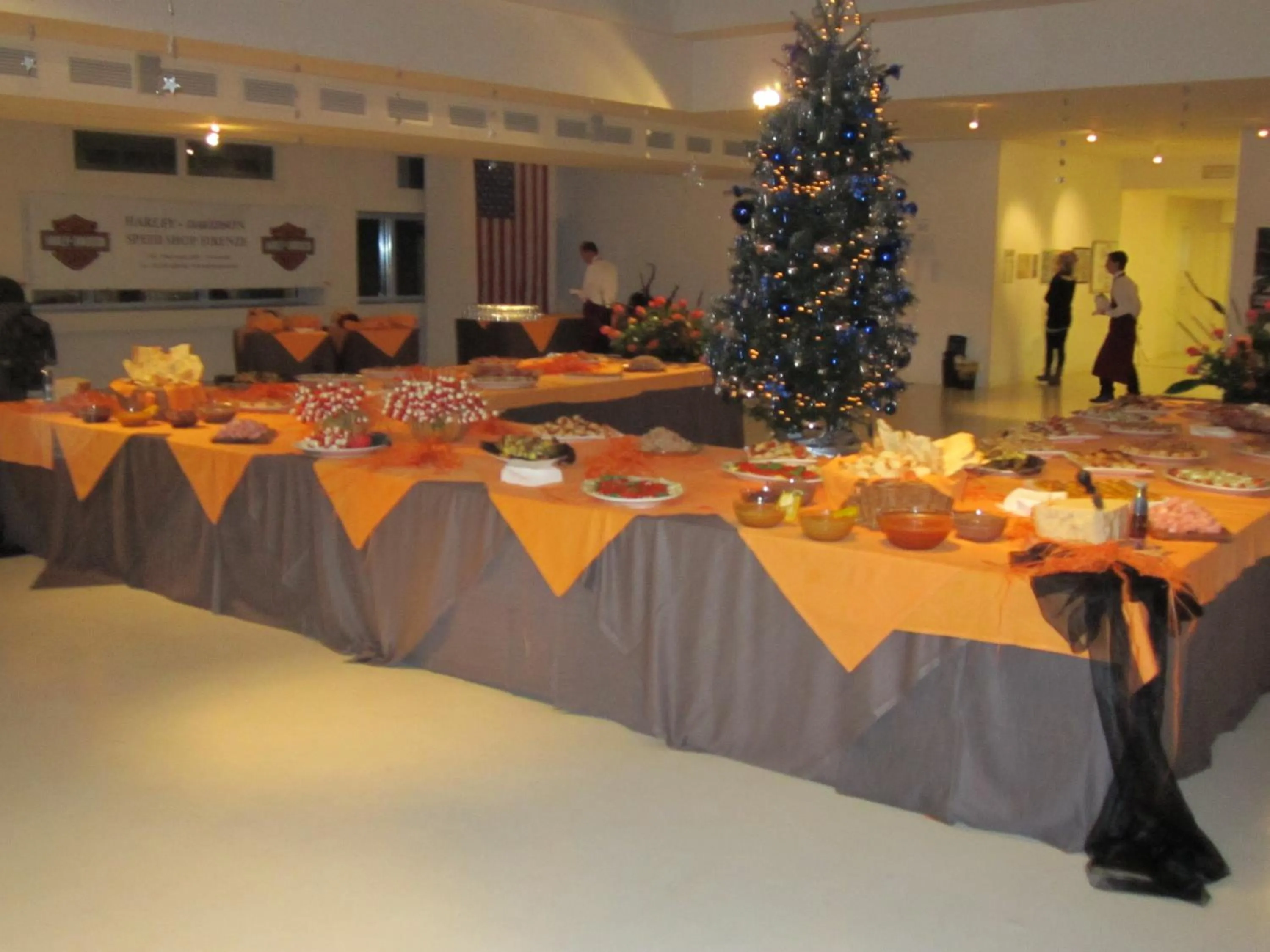 Business facilities in Wall Art Hotel & Residence