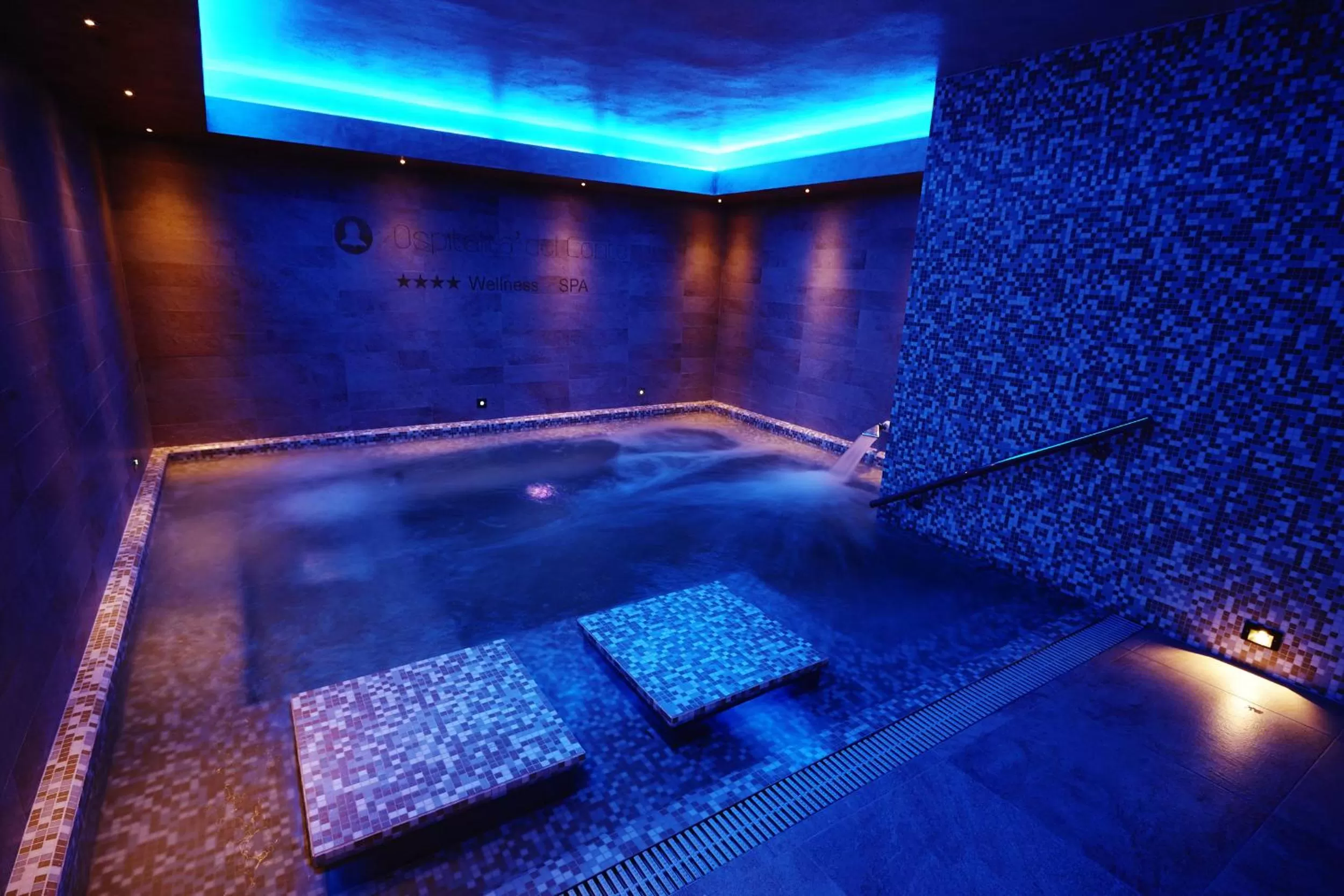 Hot Tub in Tramas Hotel & Spa