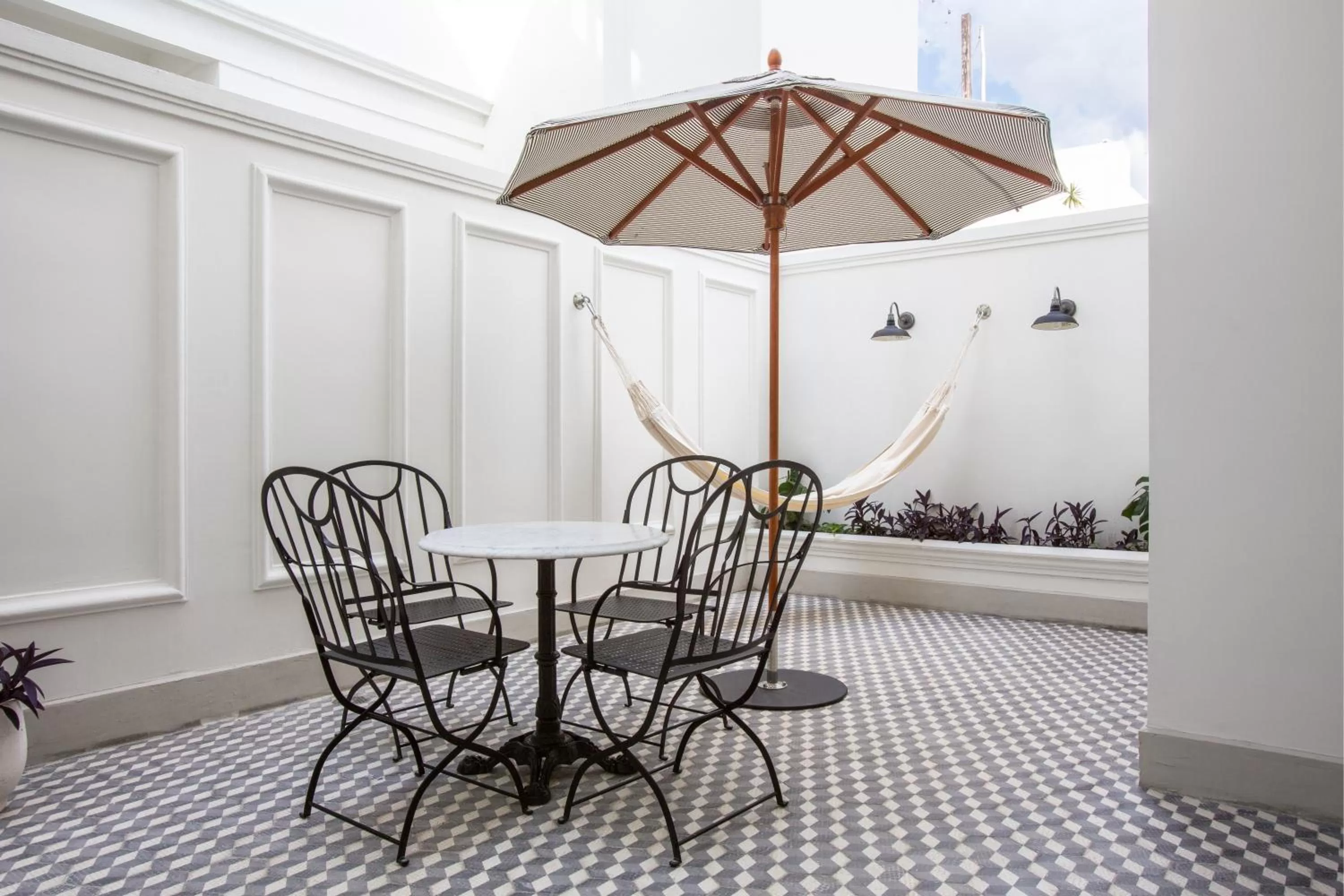 Patio in American Trade Hotel