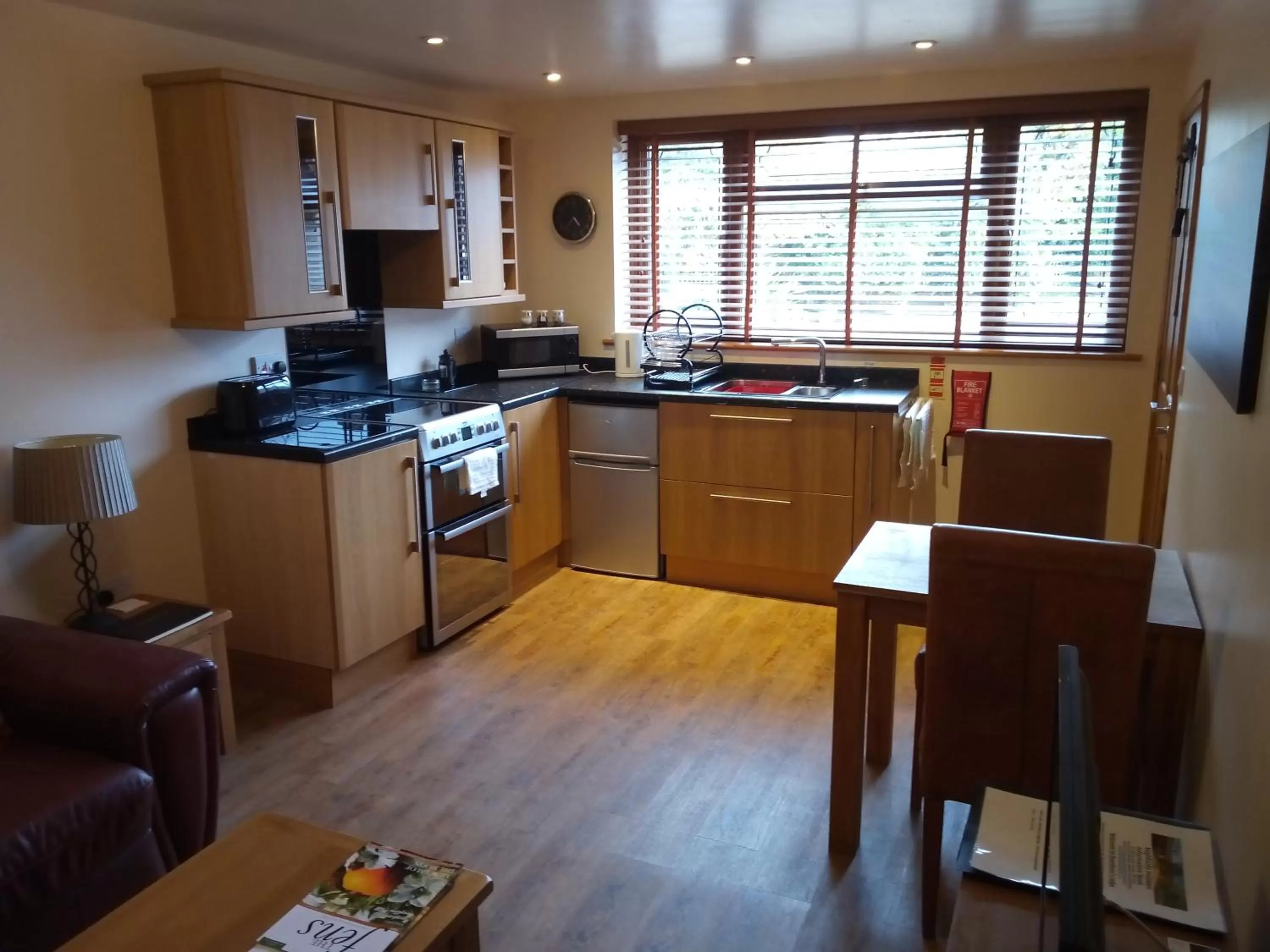 TV and multimedia in Highfields Holidays bed & breakfast