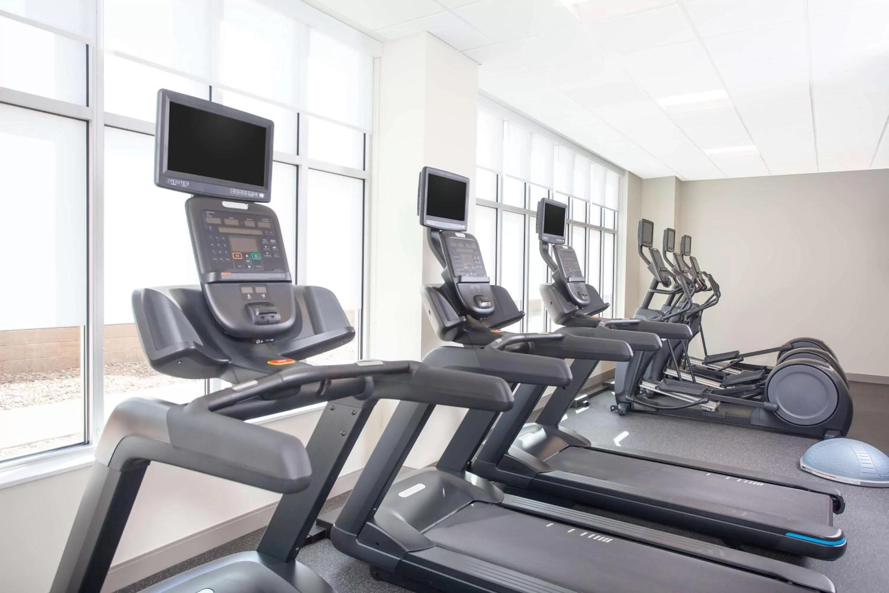 Fitness centre/facilities in Hilton Garden Inn Broomfield Boulder