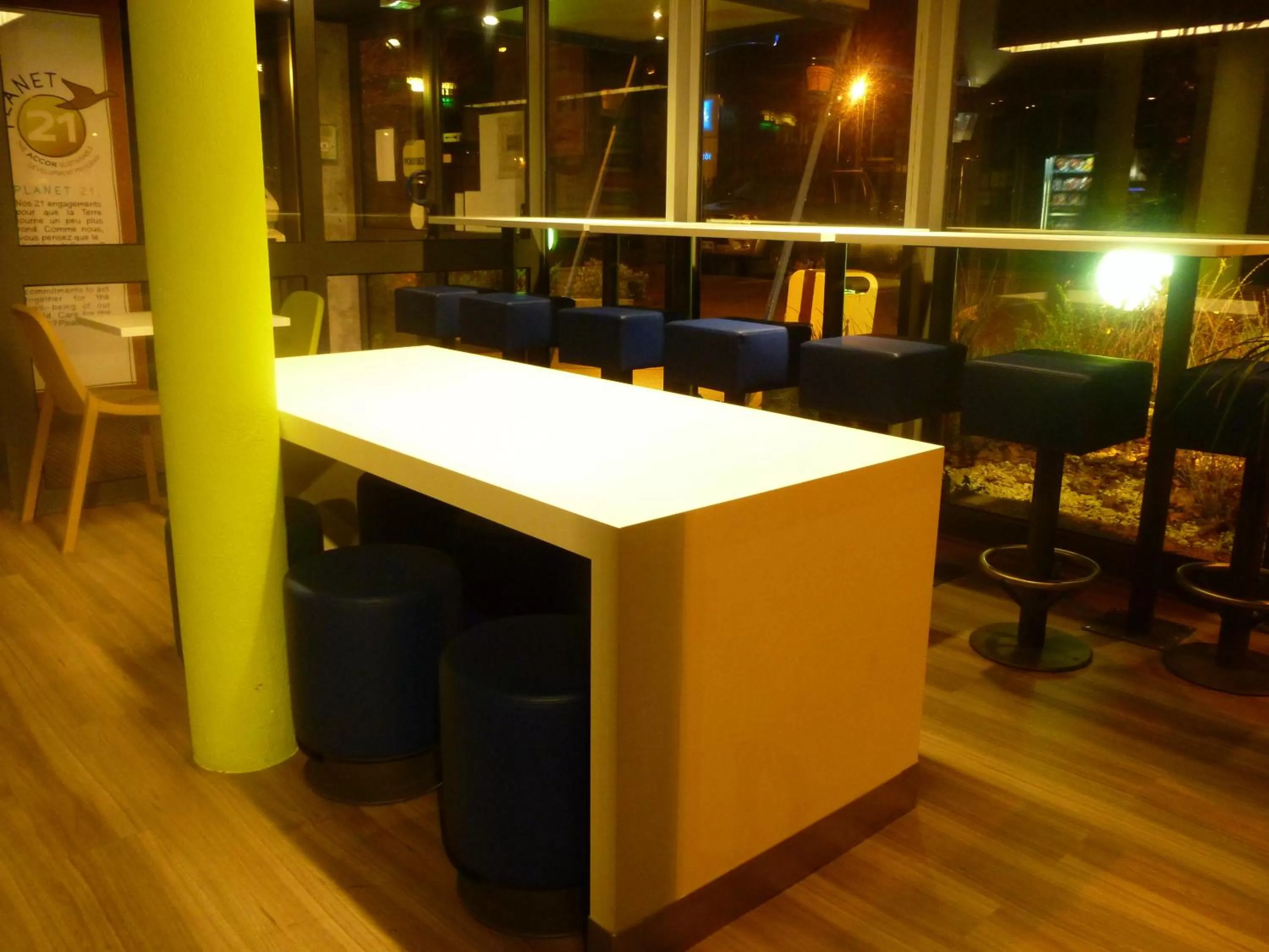 Restaurant/places to eat in Ibis budget Dunkerque Grande Synthe