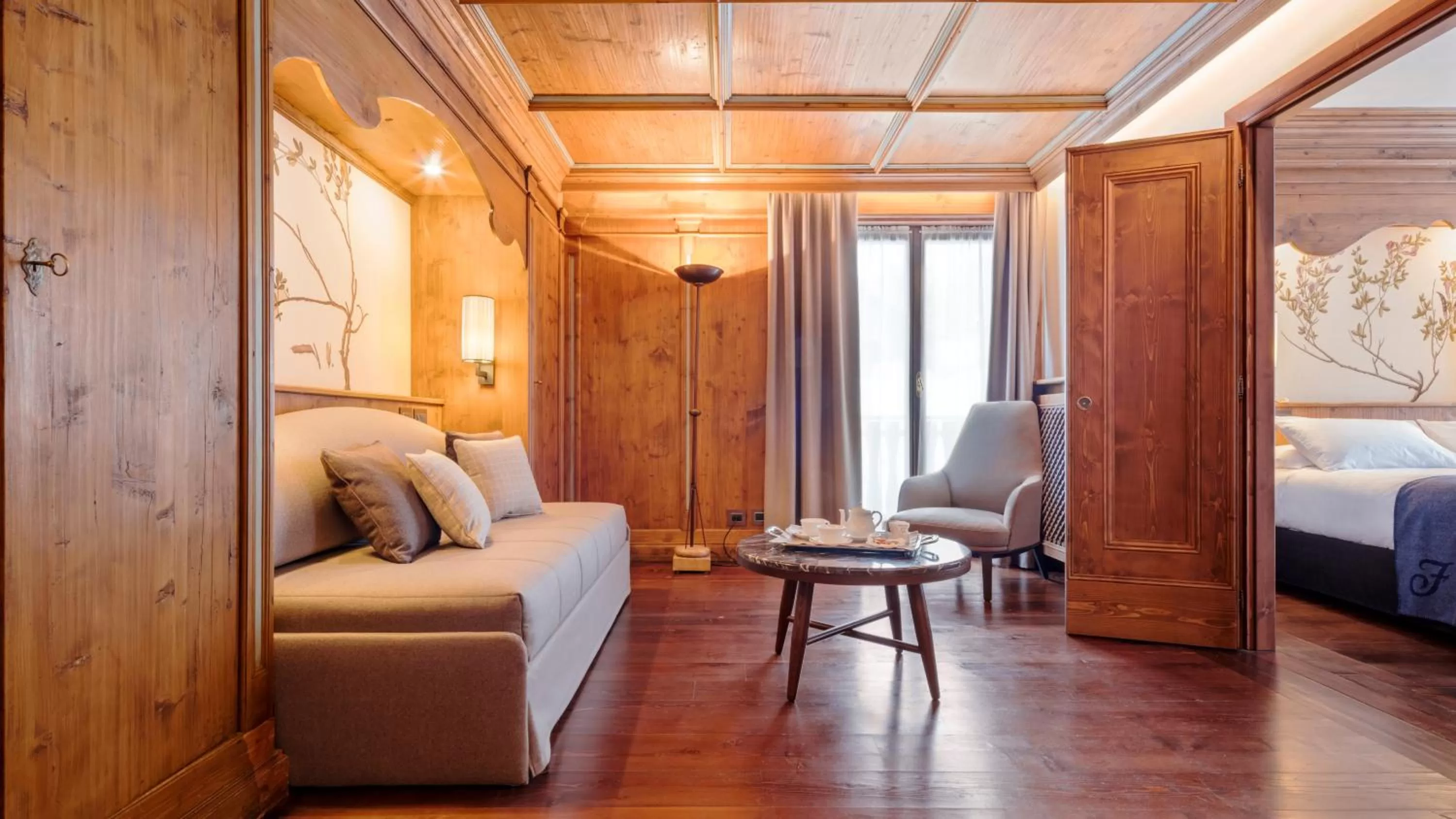 Living room, Bed in Faloria Mountain Spa Resort