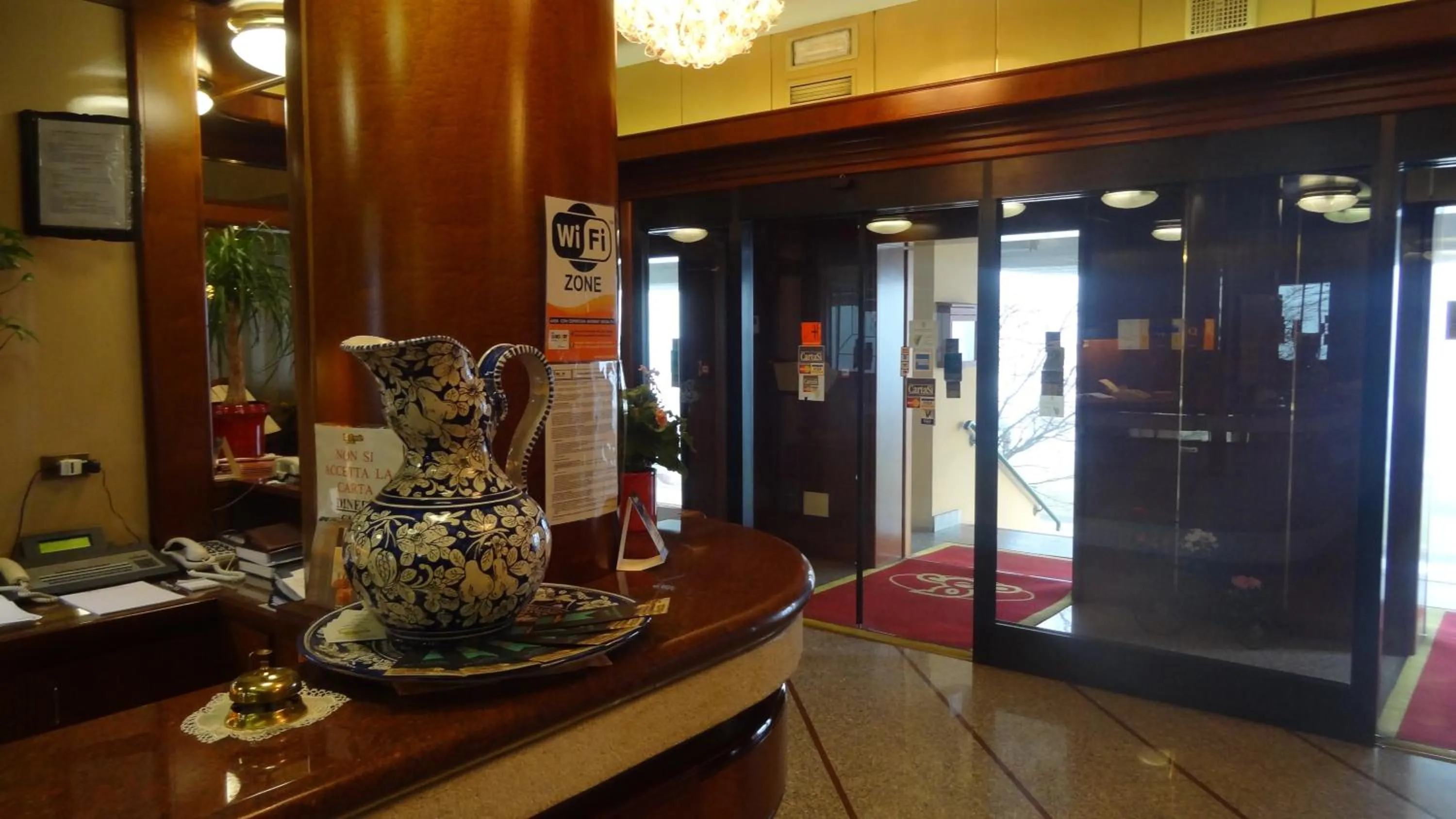 Lobby or reception in Le Gronde