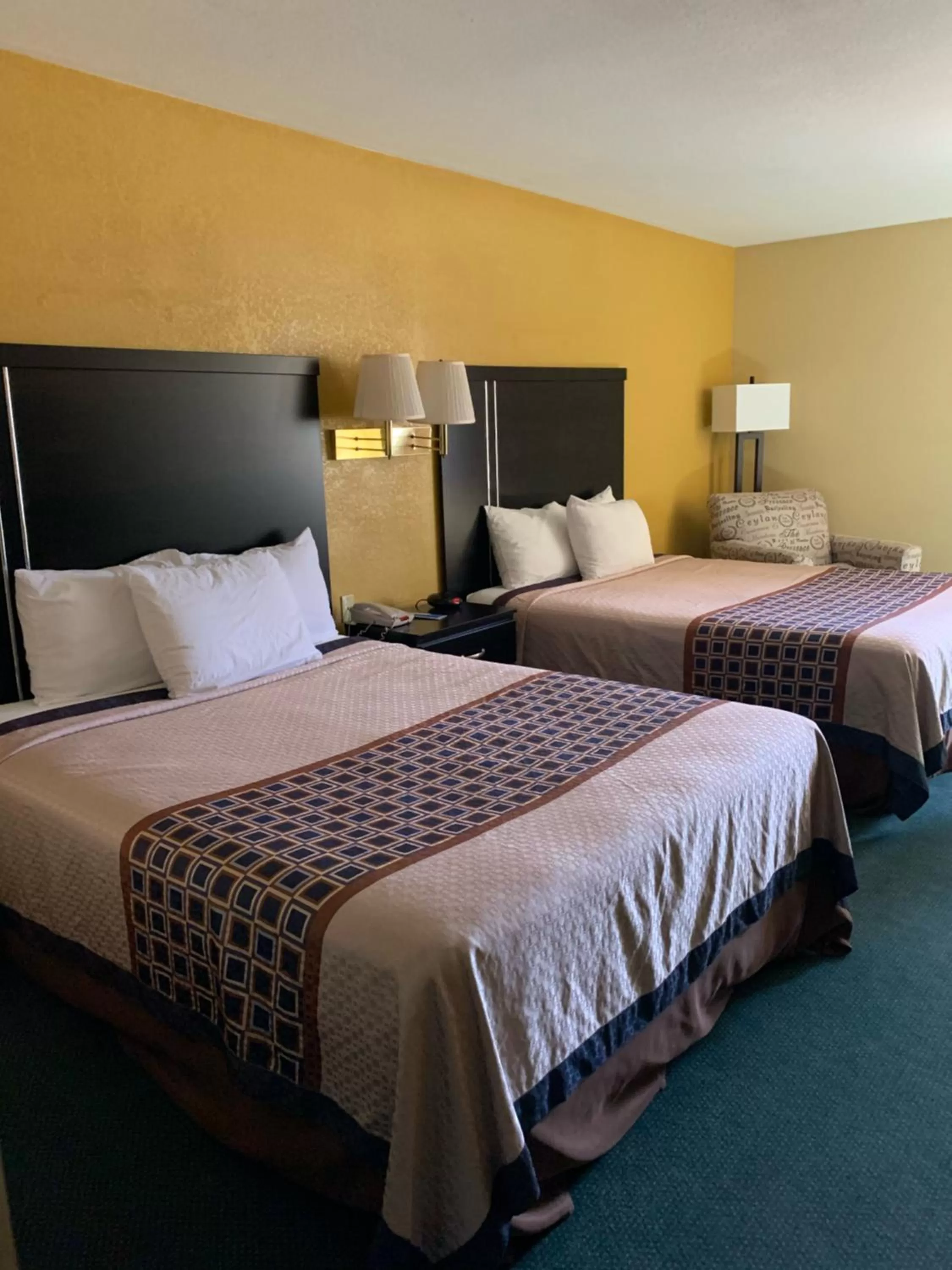 Bed in Rodeway Inn & Suites Blanding