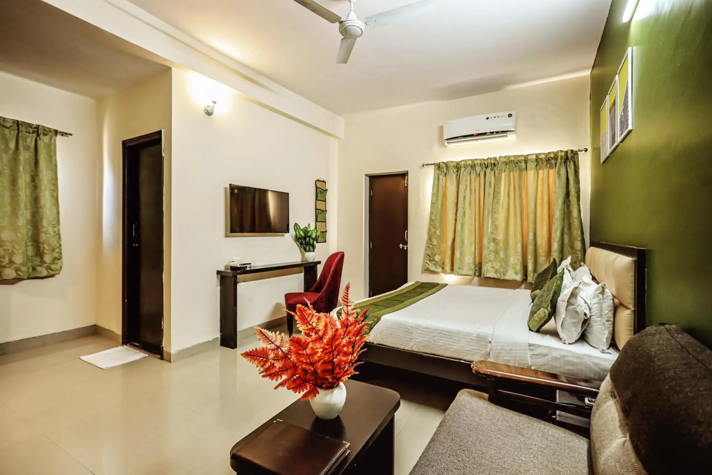 Superior Double Room in The Park Classic Udaipur Superior Double Room in The Park Classic Udaipur