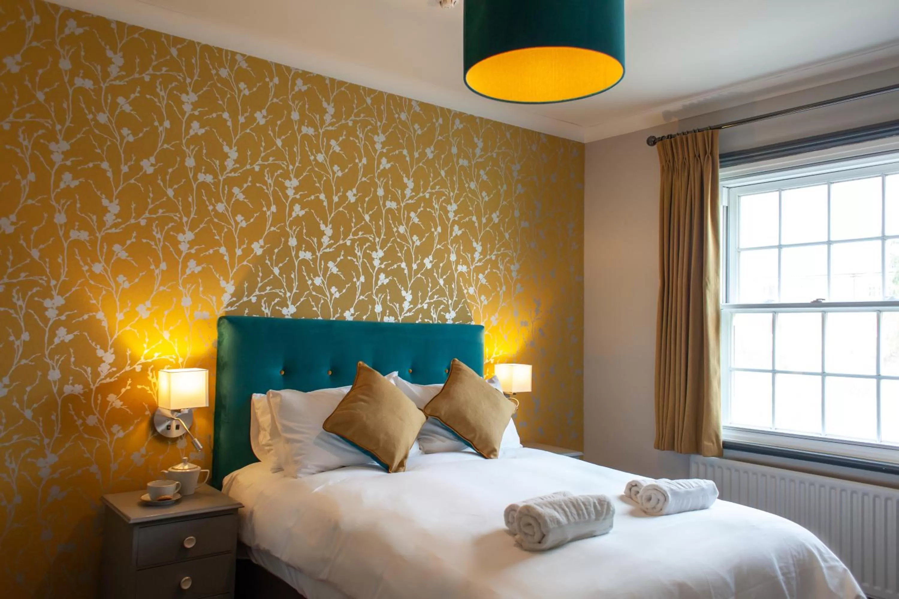 Bedroom, Bed in Coach House Inn