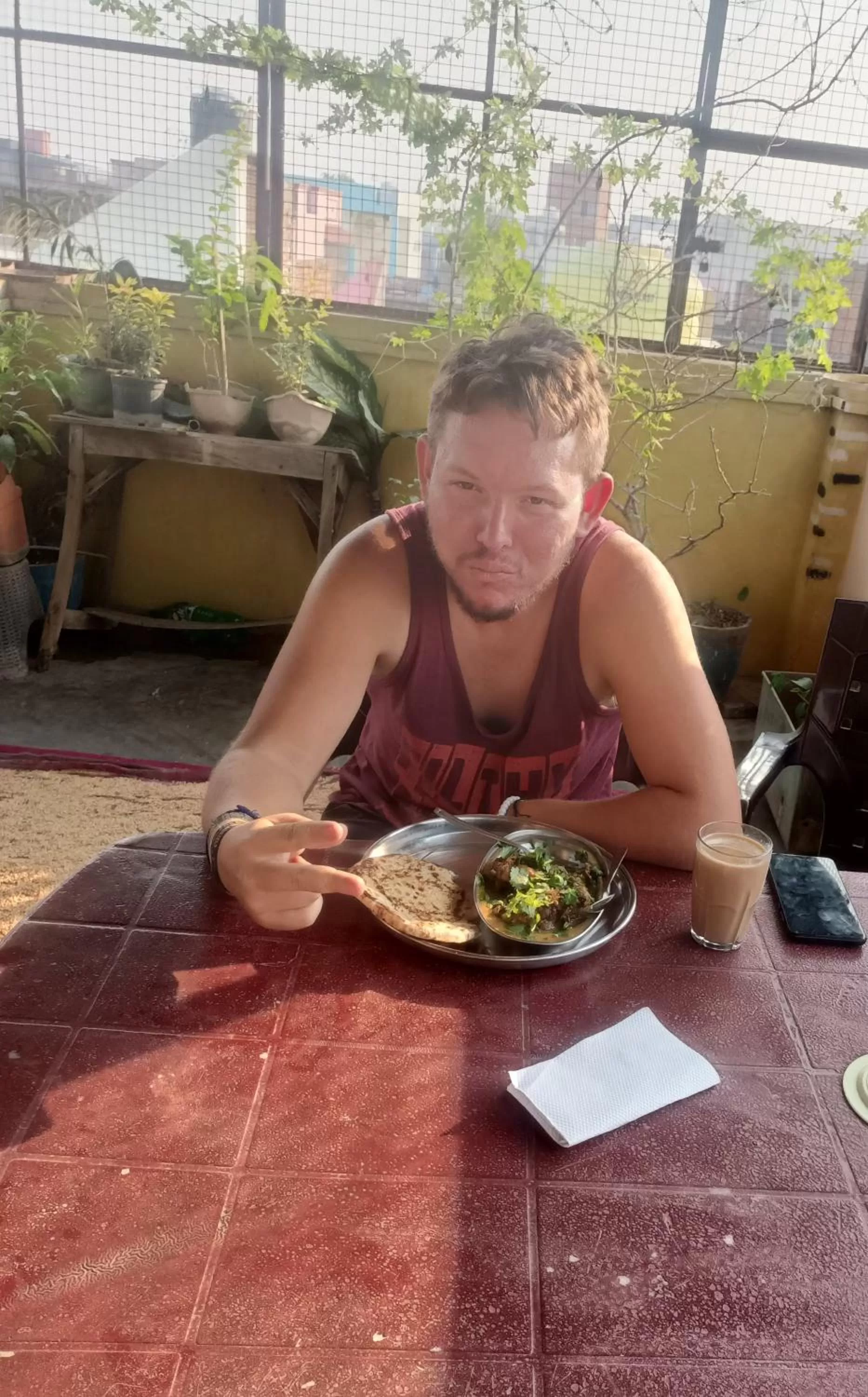 Restaurant/places to eat in Somit Paying Guest House